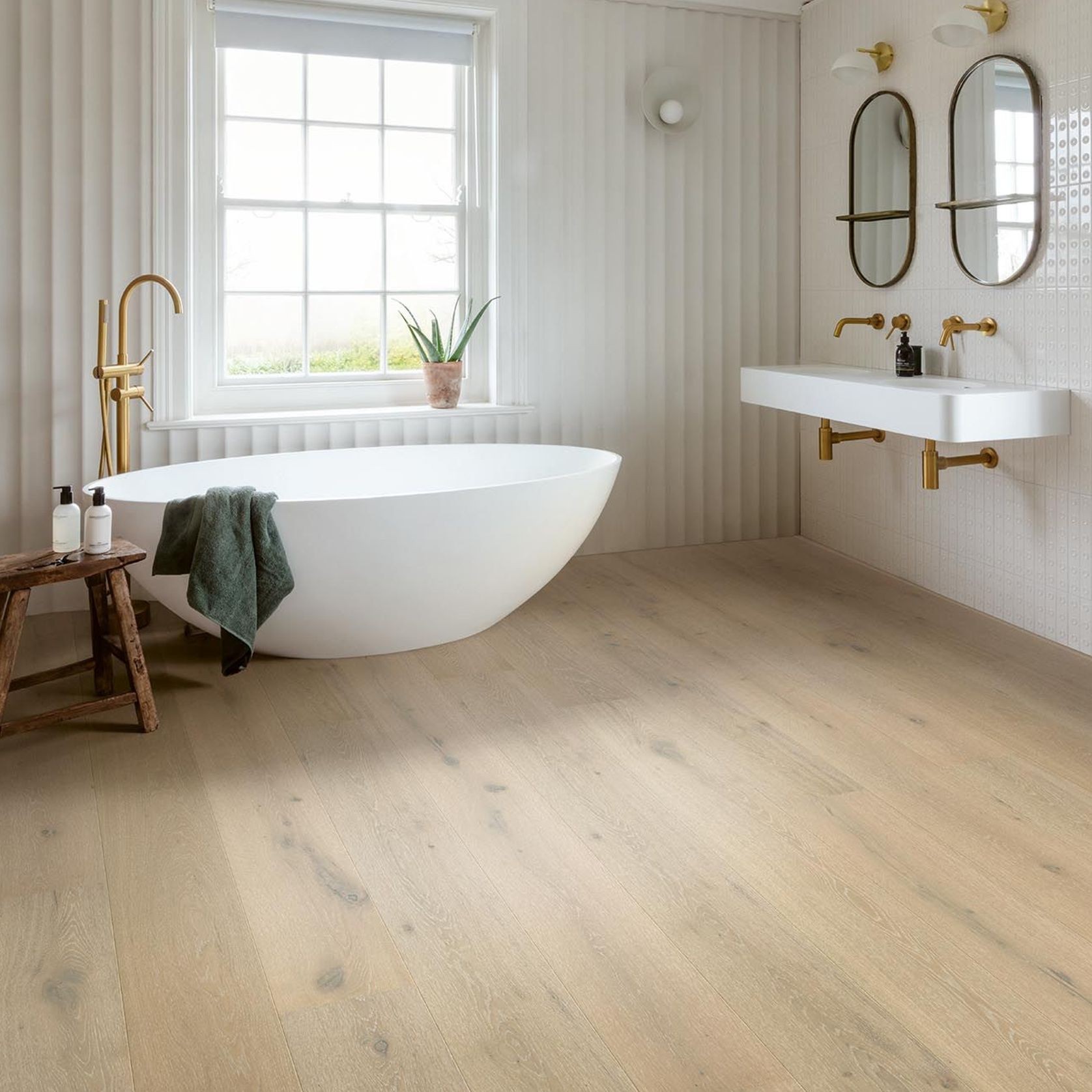 Quick-Step Faro Frozen Oak Extra Matt Timber Flooring gallery detail image