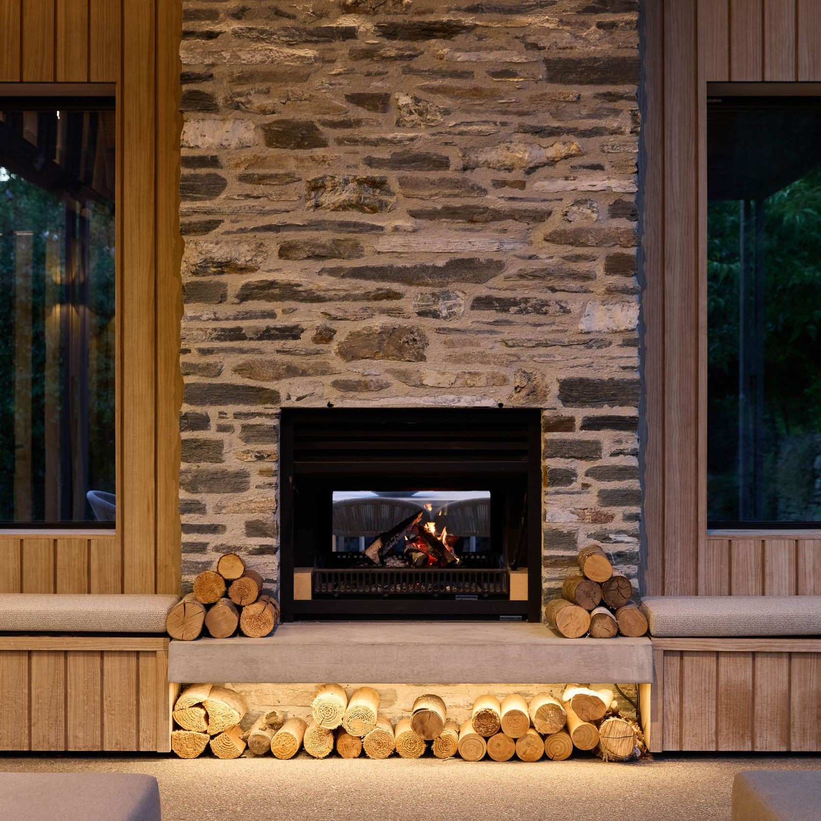 Antique Oak Barn Timber gallery detail image