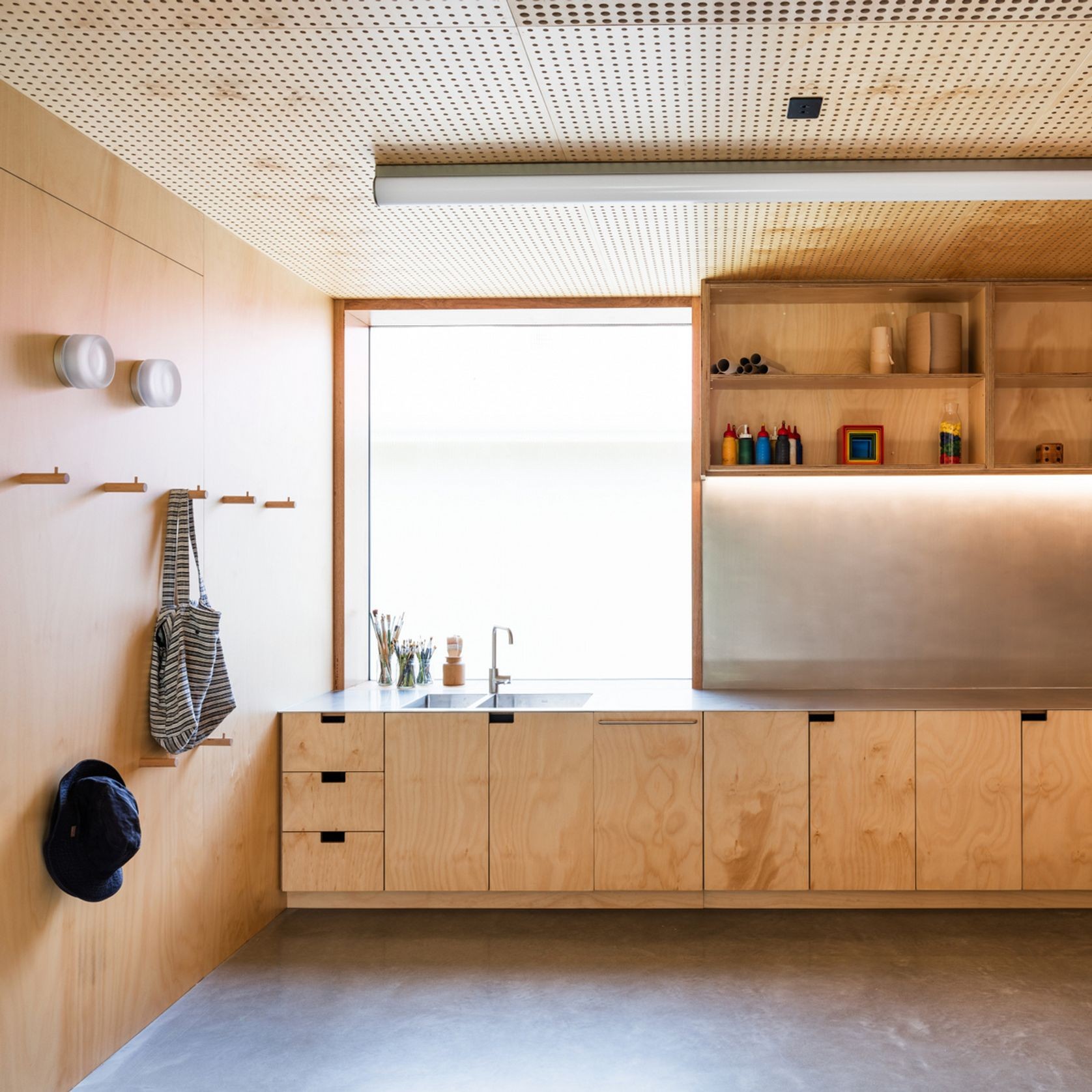 Austral AB22 | High-Strength Appearance Plywood gallery detail image