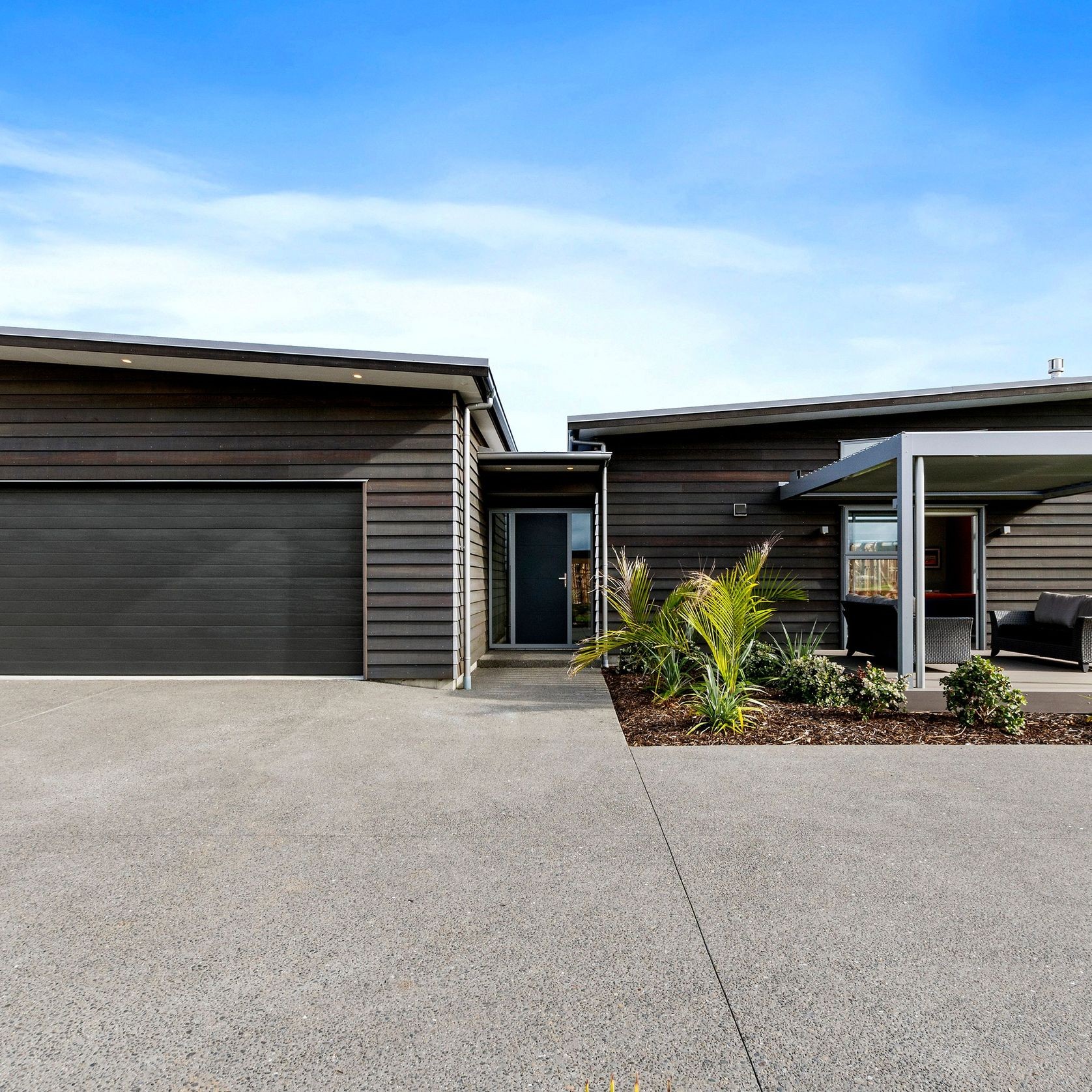 JSC Bevel Back Timber Weatherboard System gallery detail image