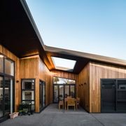 Hardwood Cladding | Mixed Pales Tallowwood - Blackbutt gallery detail image
