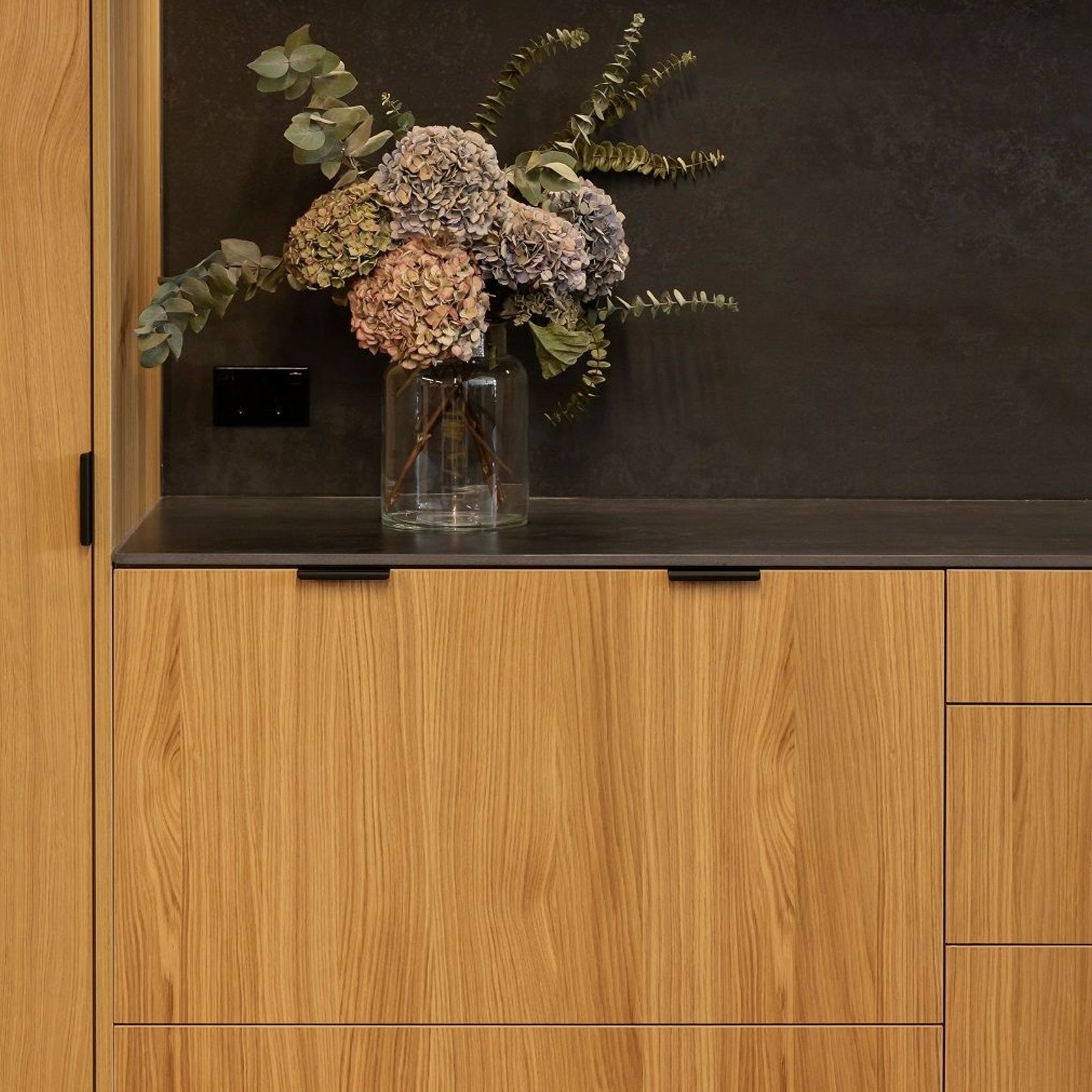 Natural Oak Shinnoki Prefinished Timber Veneer gallery detail image