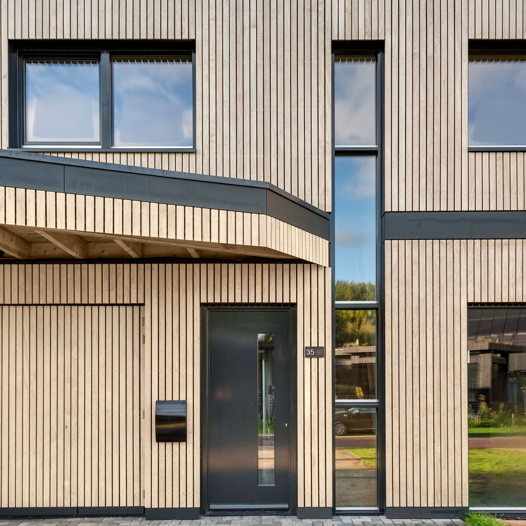 Accoya gallery detail image