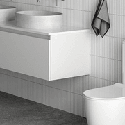 Uno Overheight CC Btw Toilet Suite gallery detail image