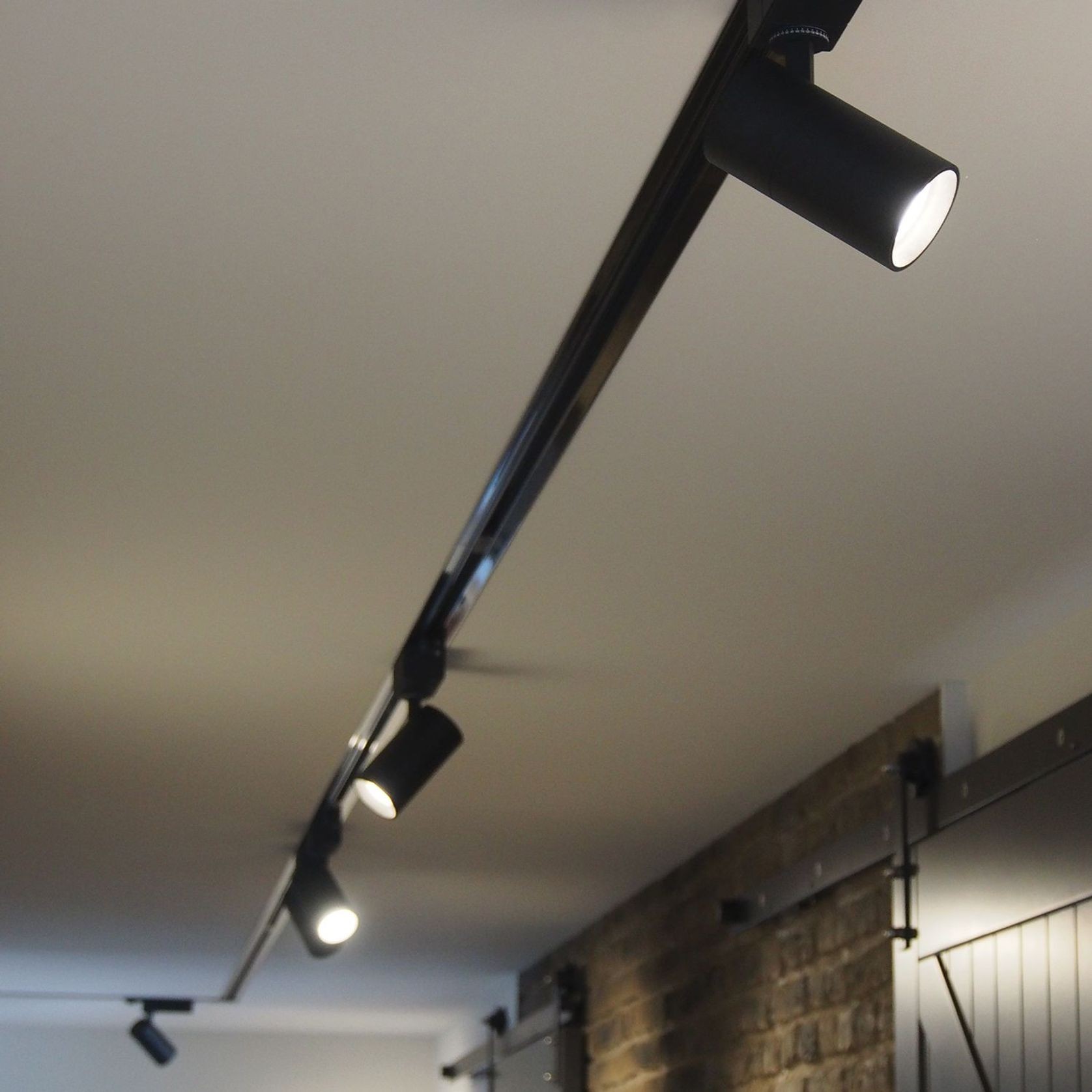 Metro 40 Track Light | 13W gallery detail image