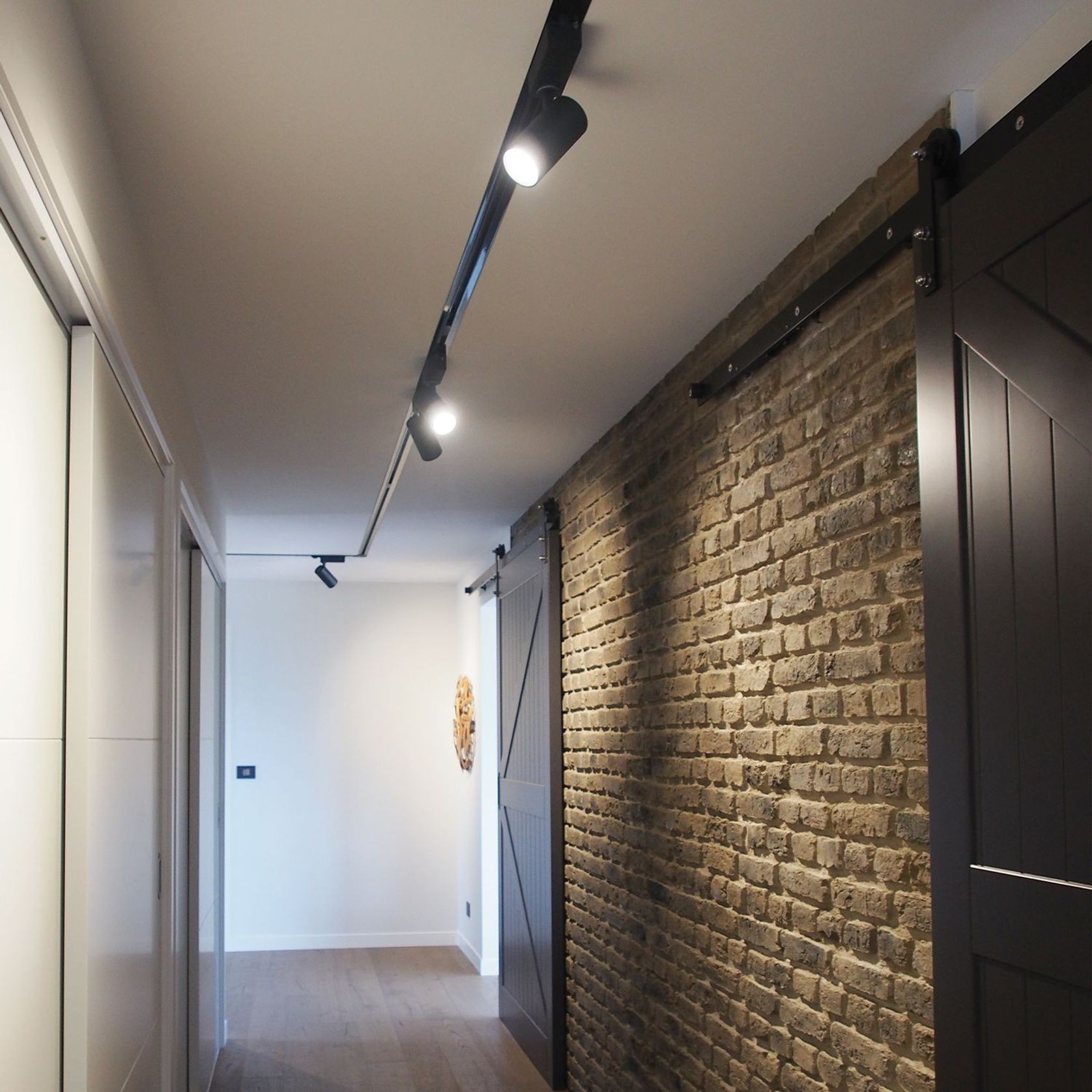 Metro 40 Track Light | 13W gallery detail image