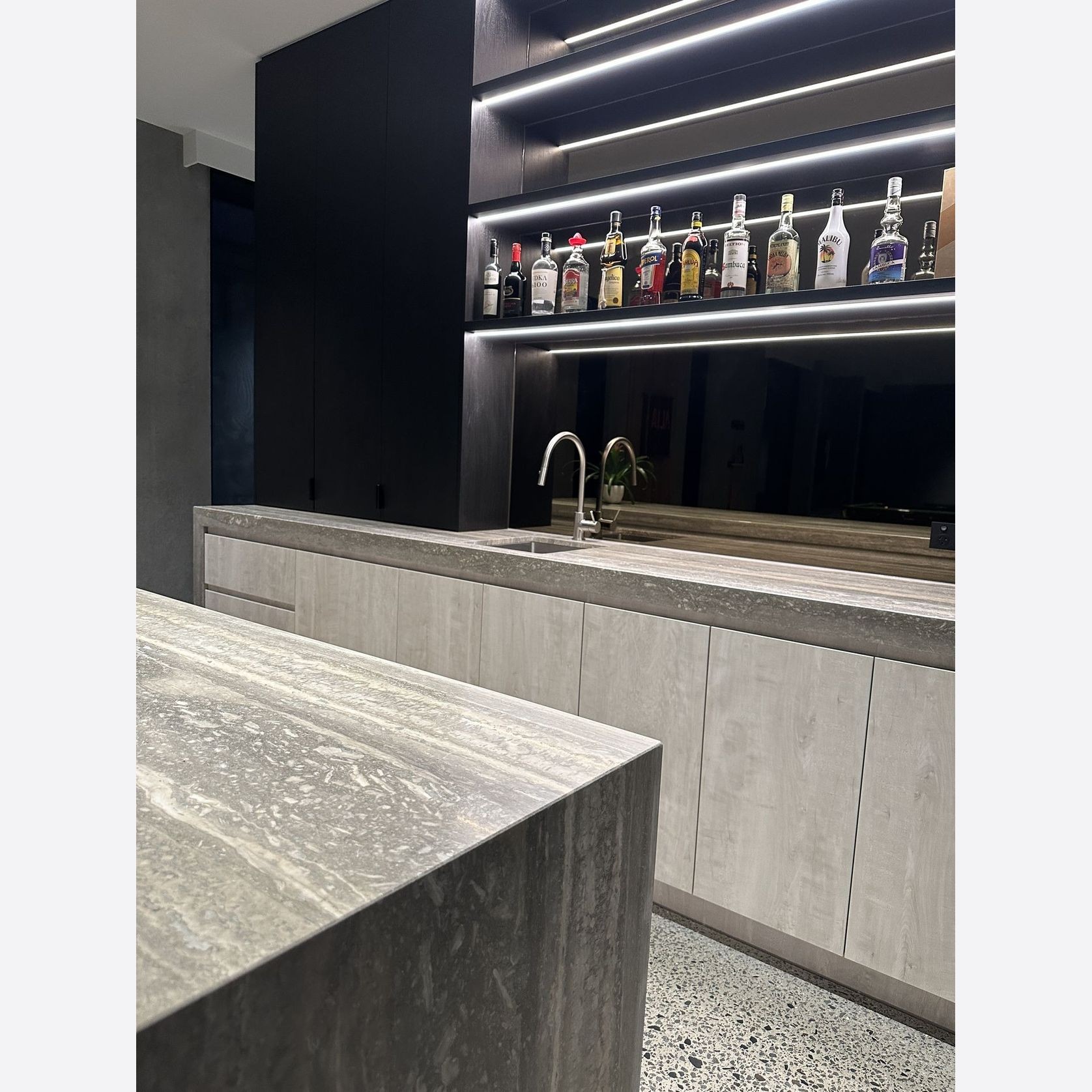 Travertine gallery detail image