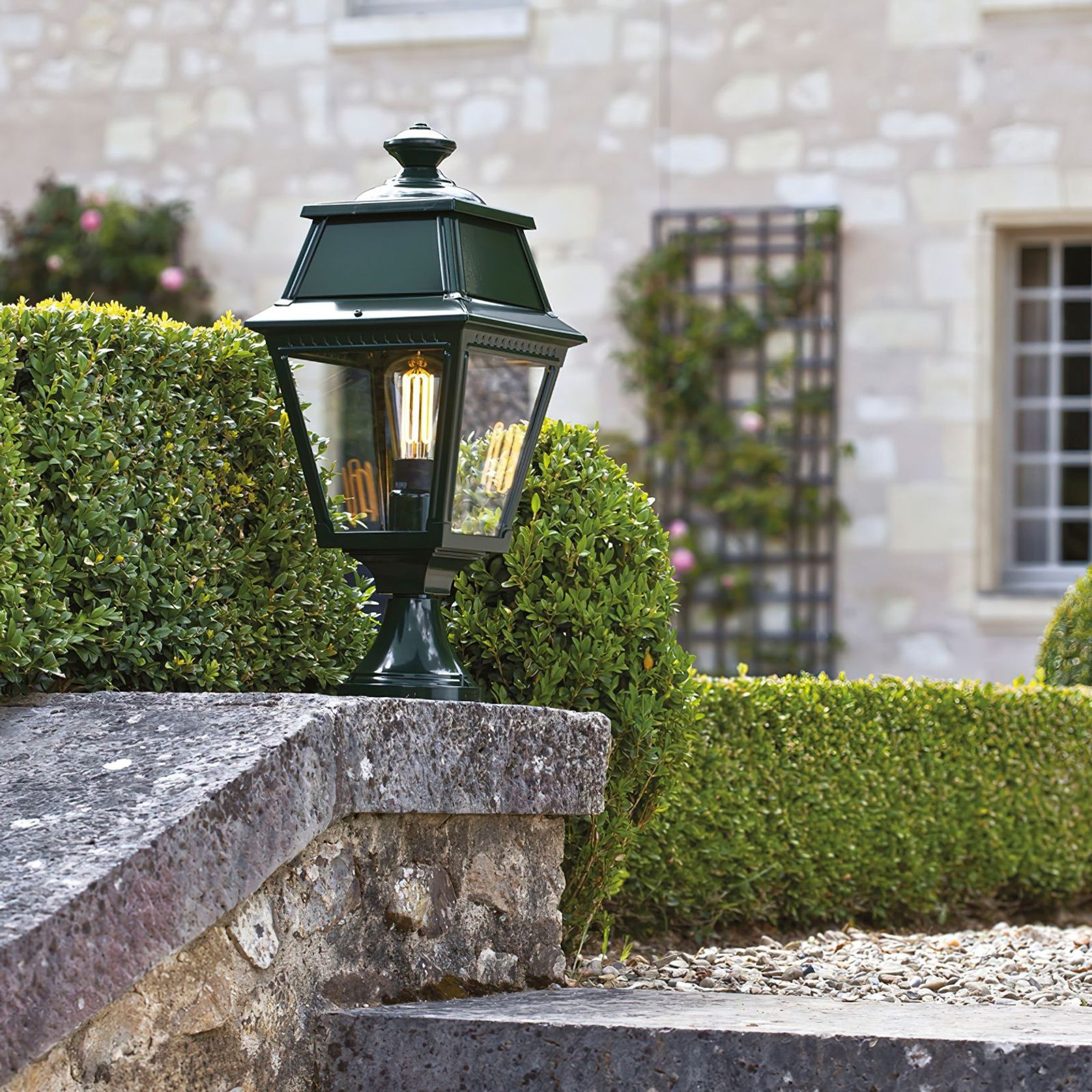 Avenue 2 Model 5 Lamp Lamp Post gallery detail image