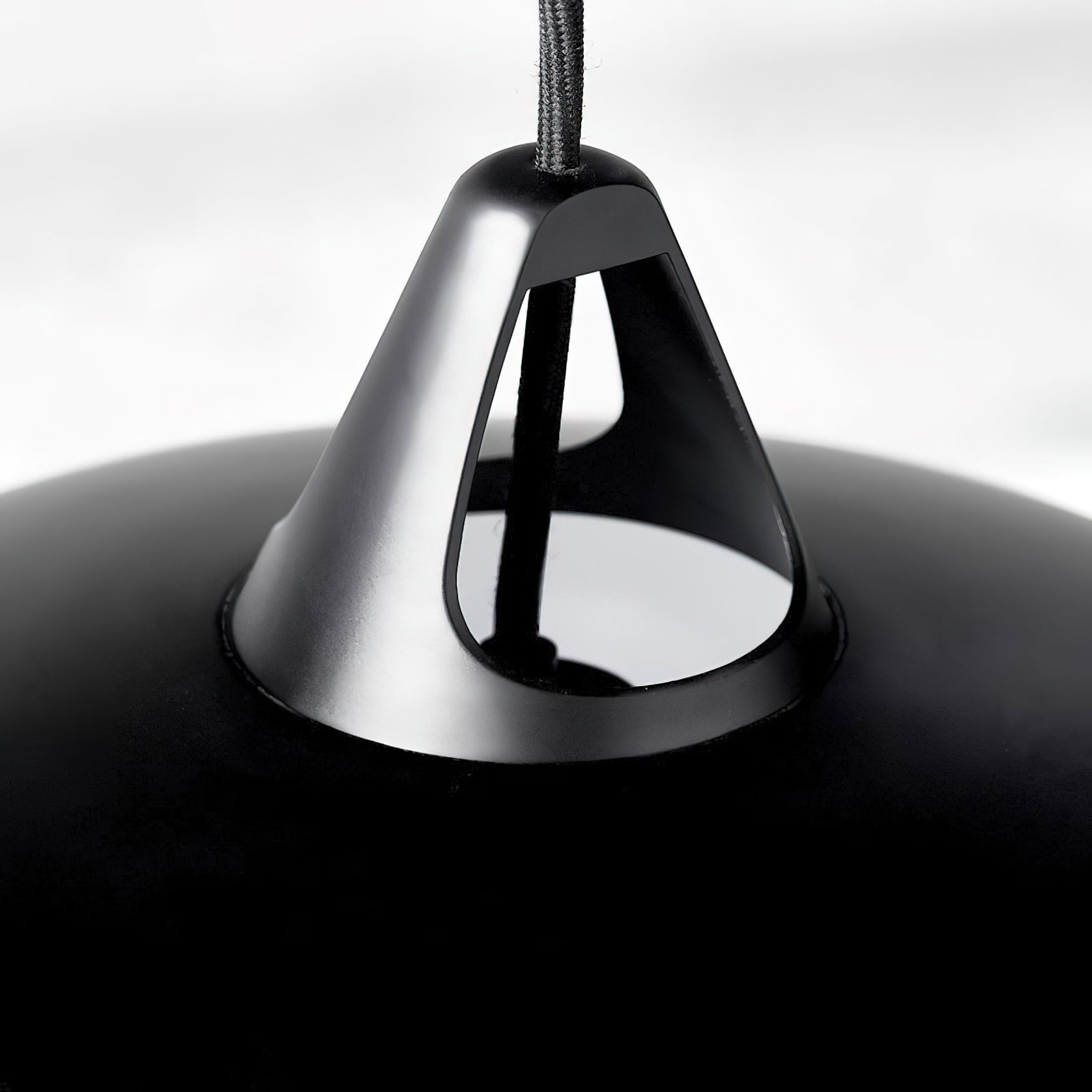 Belly 29 Pendant gallery detail image