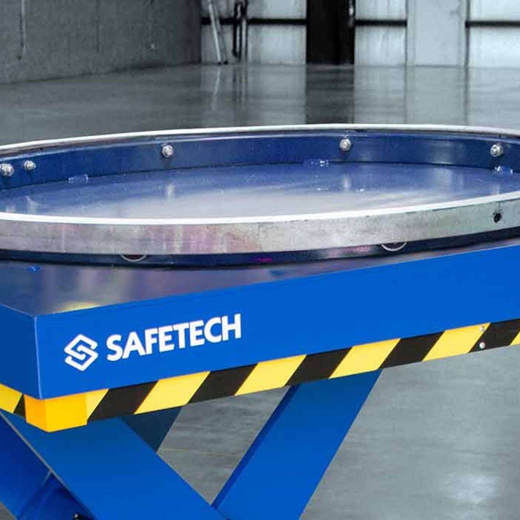 SafeTech™ Scissor Lifts gallery detail image