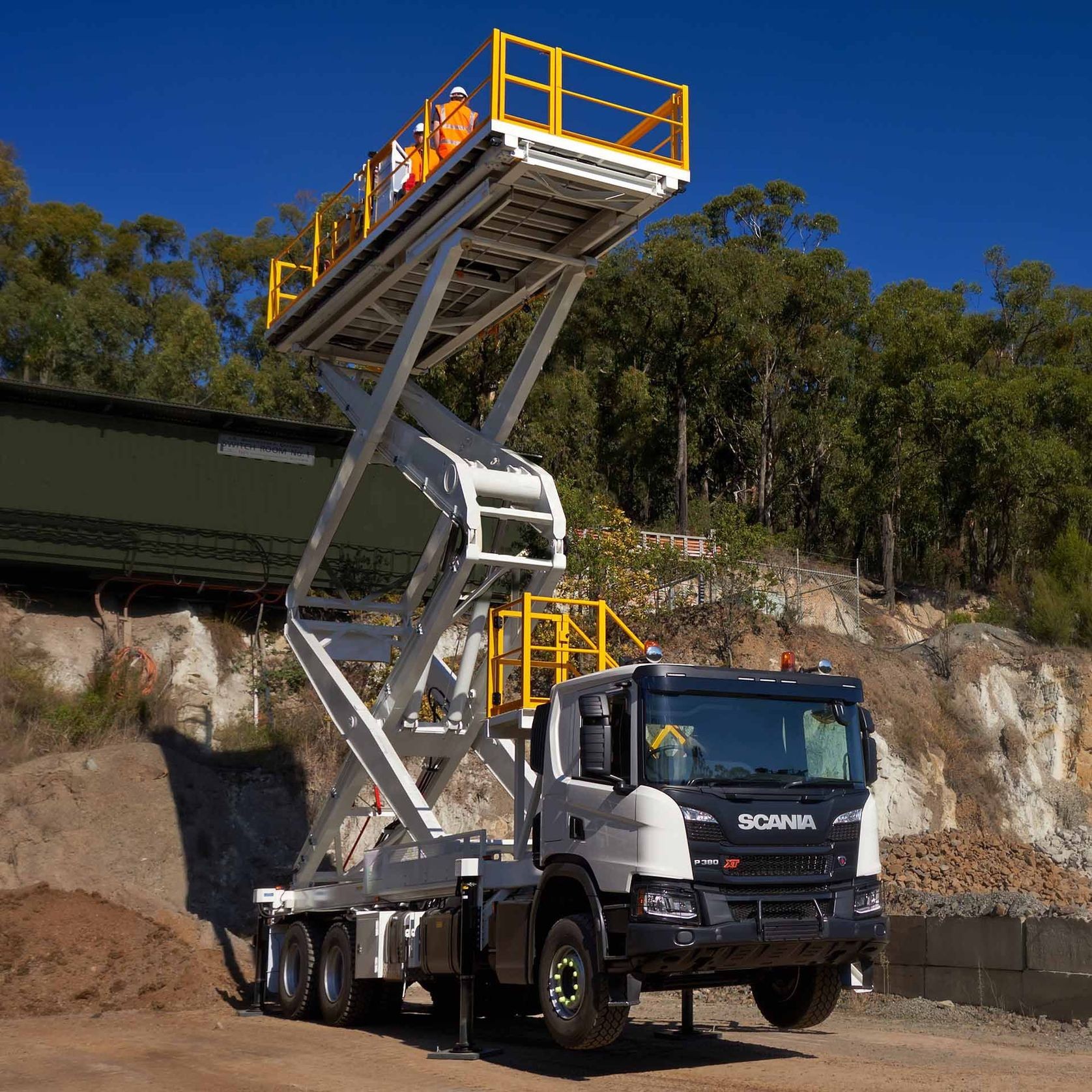 SafeTech™ Scissor Lifts gallery detail image