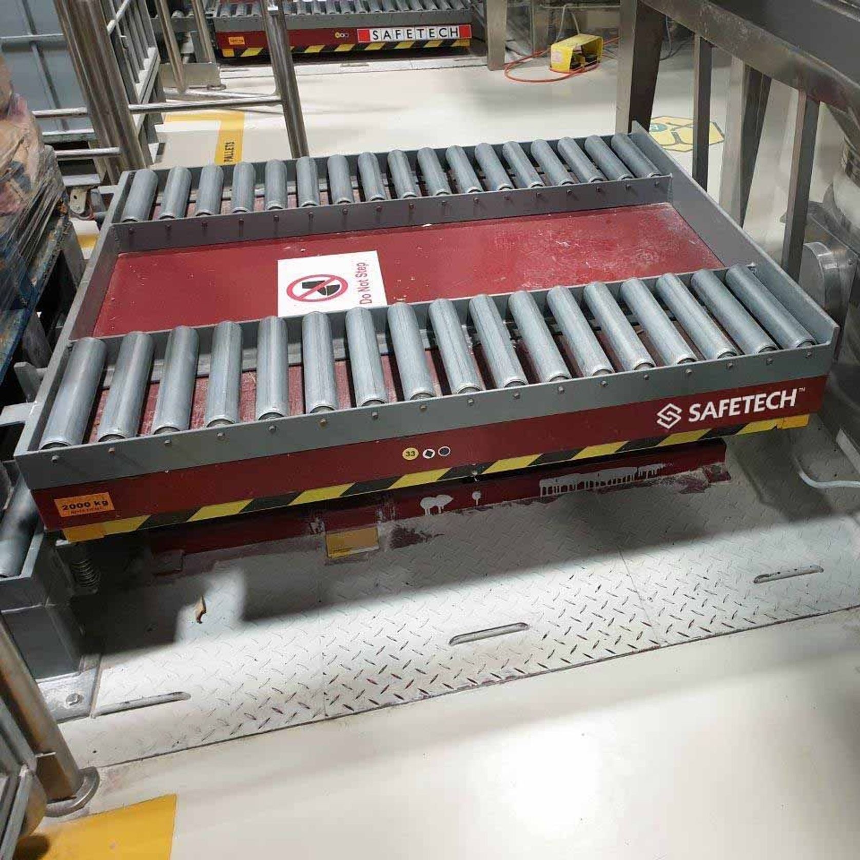 SafeTech™ Scissor Lifts gallery detail image