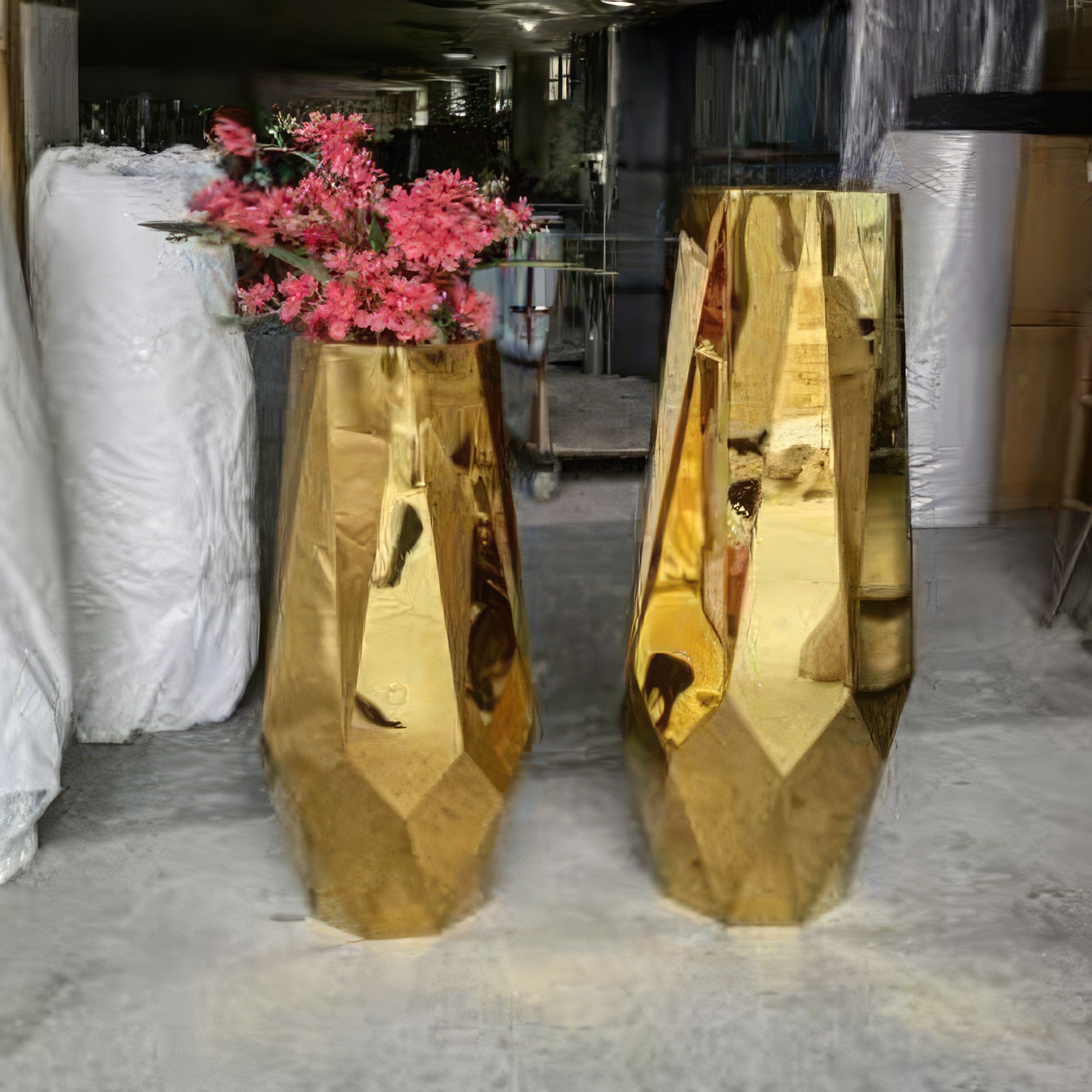 Big Gold Mirror Decorative Flower Vase gallery detail image