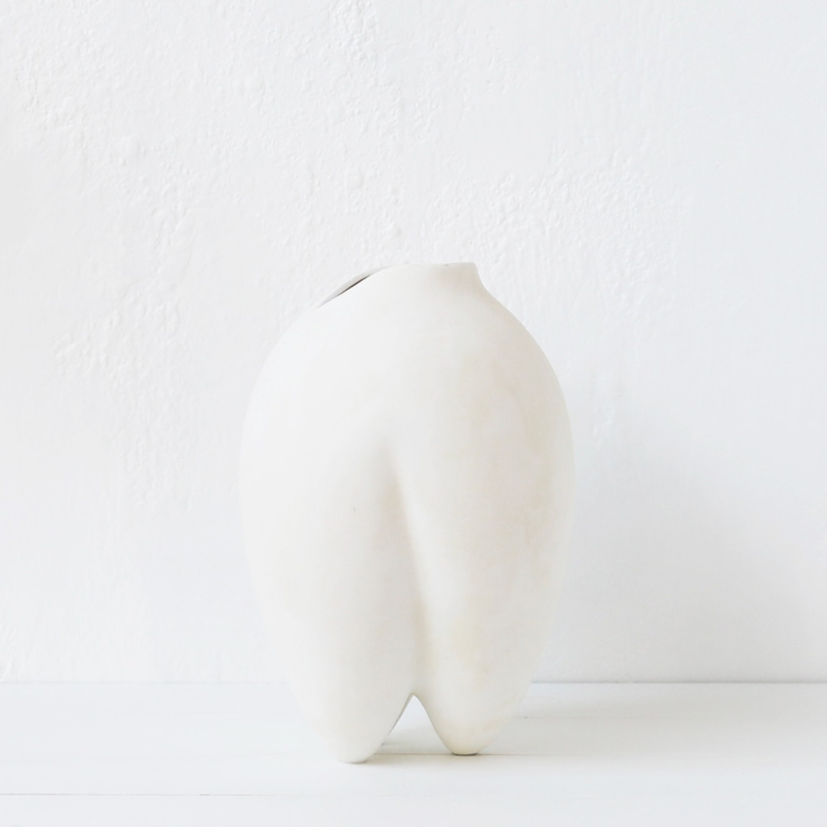 Sumo Vase / Slim / Bone White / 101 Copenhagen gallery detail image