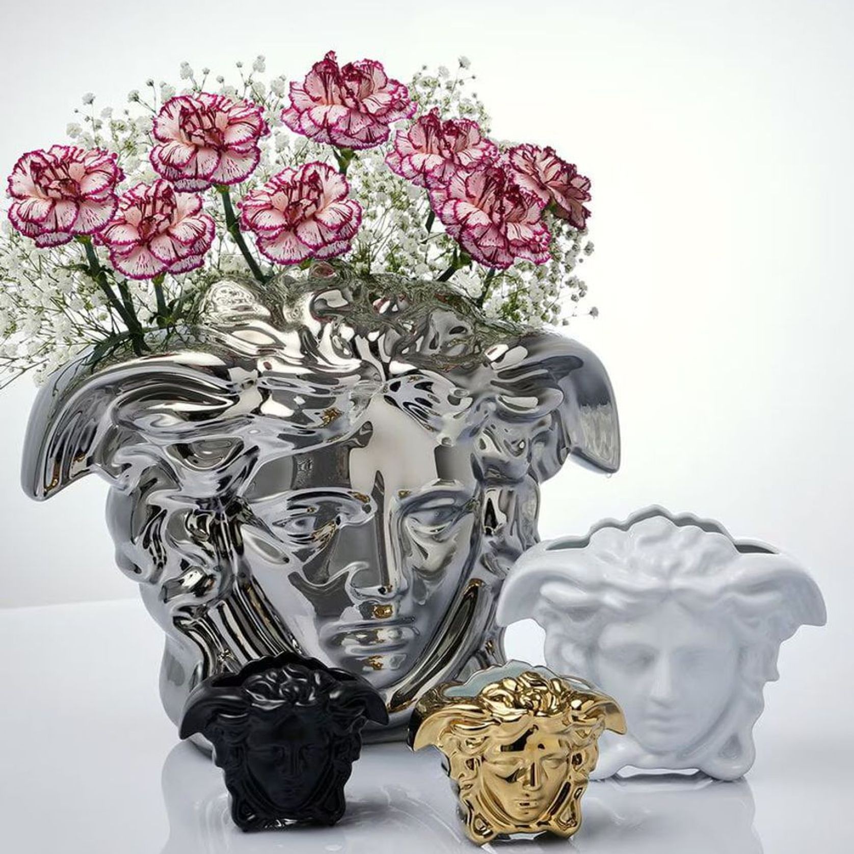 Medusa Grande gallery detail image