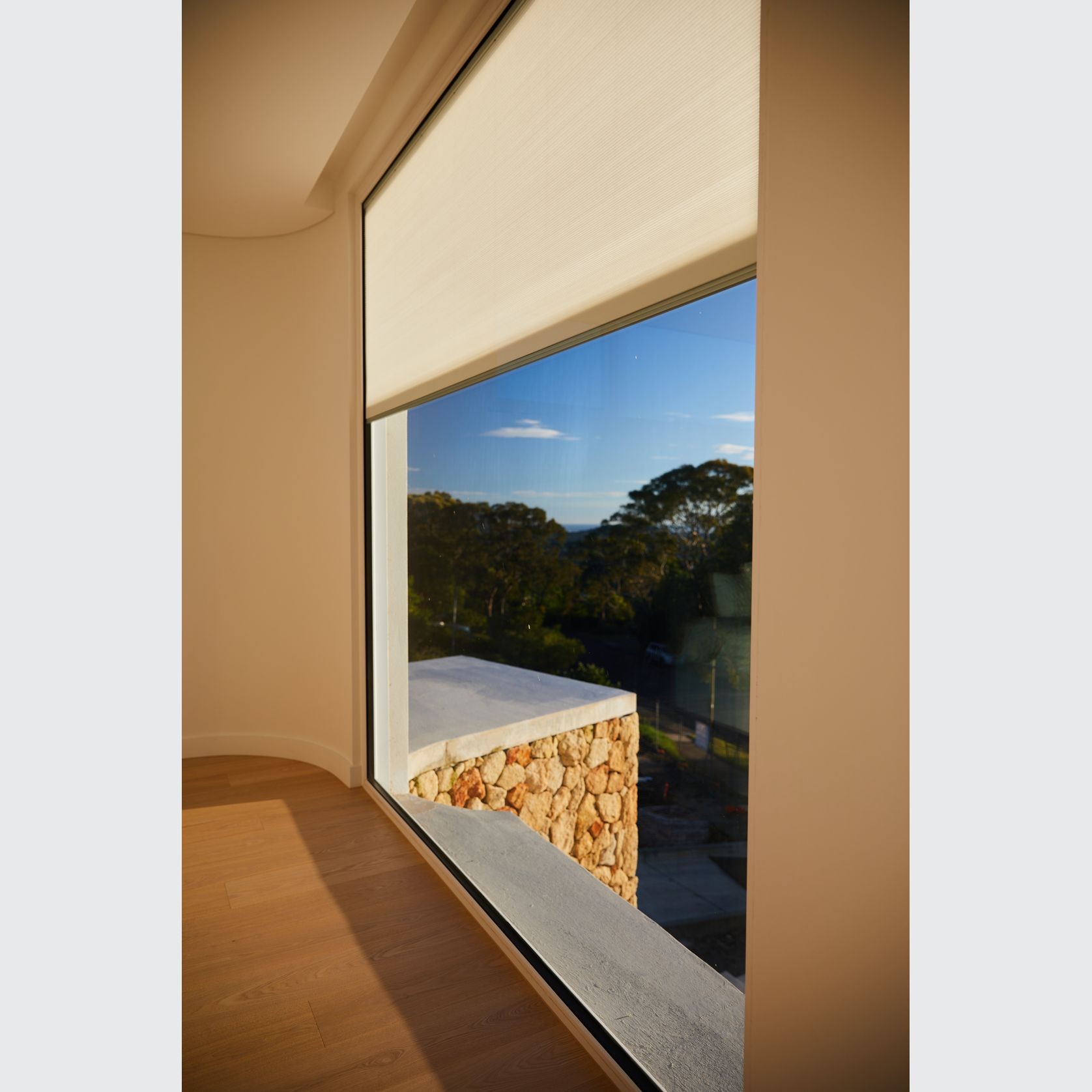 IG Auto Blinds gallery detail image