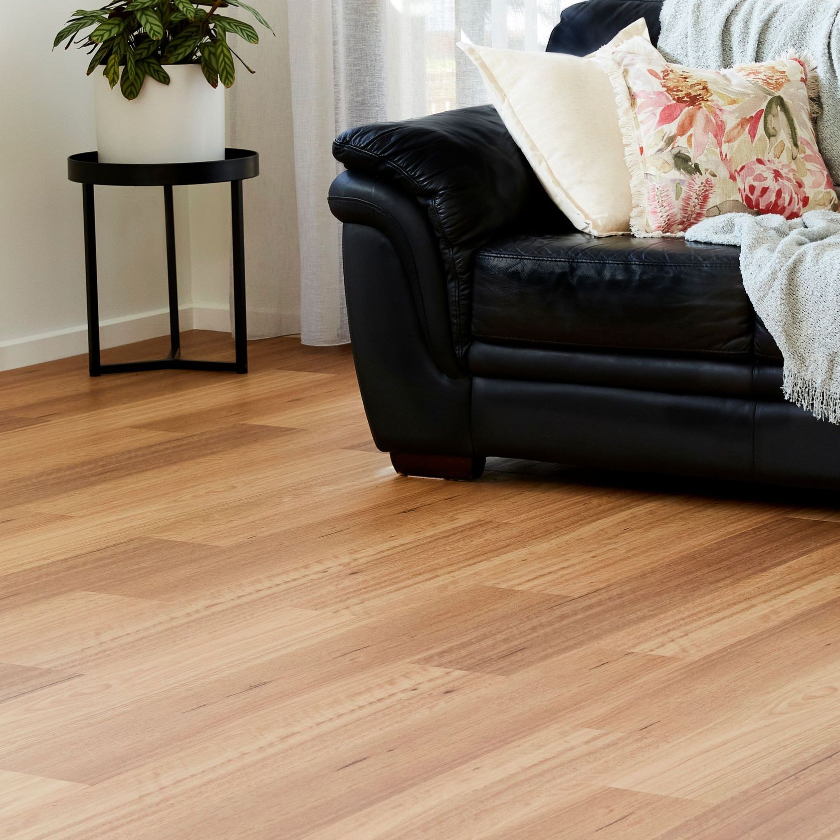Chesterfield 2.0 | Java Oak gallery detail image