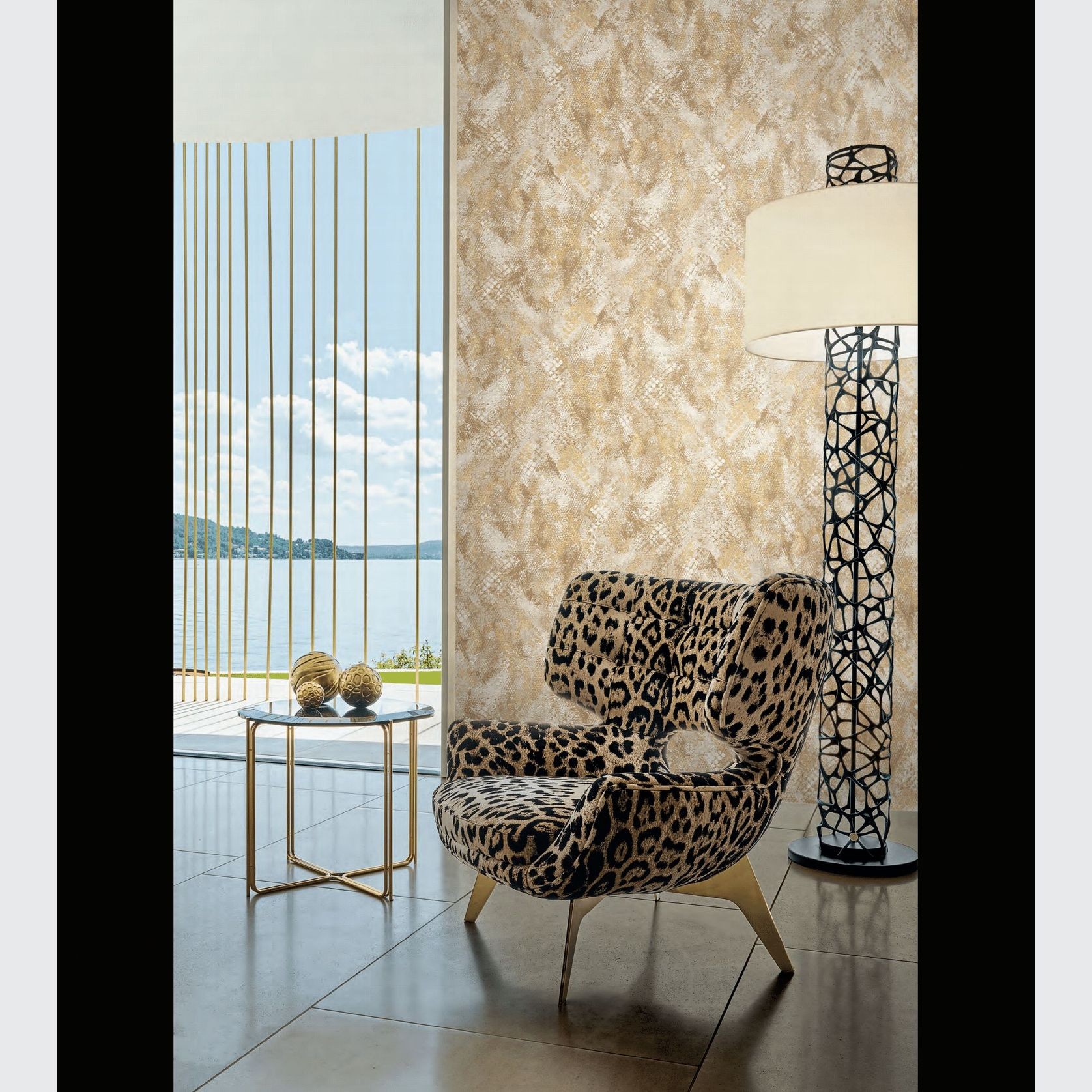 The Ray of Gold - Roberto Cavalli No.9 Wallpaper gallery detail image