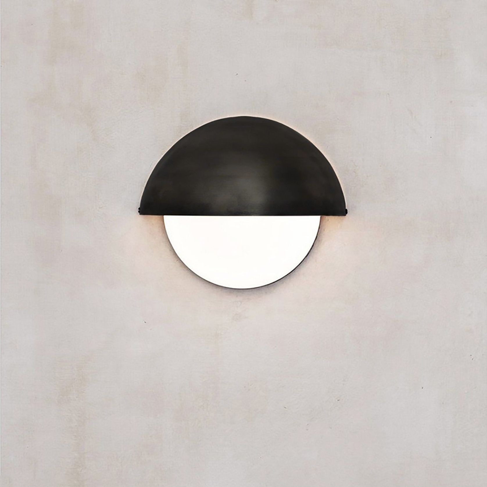 Lunar gallery detail image