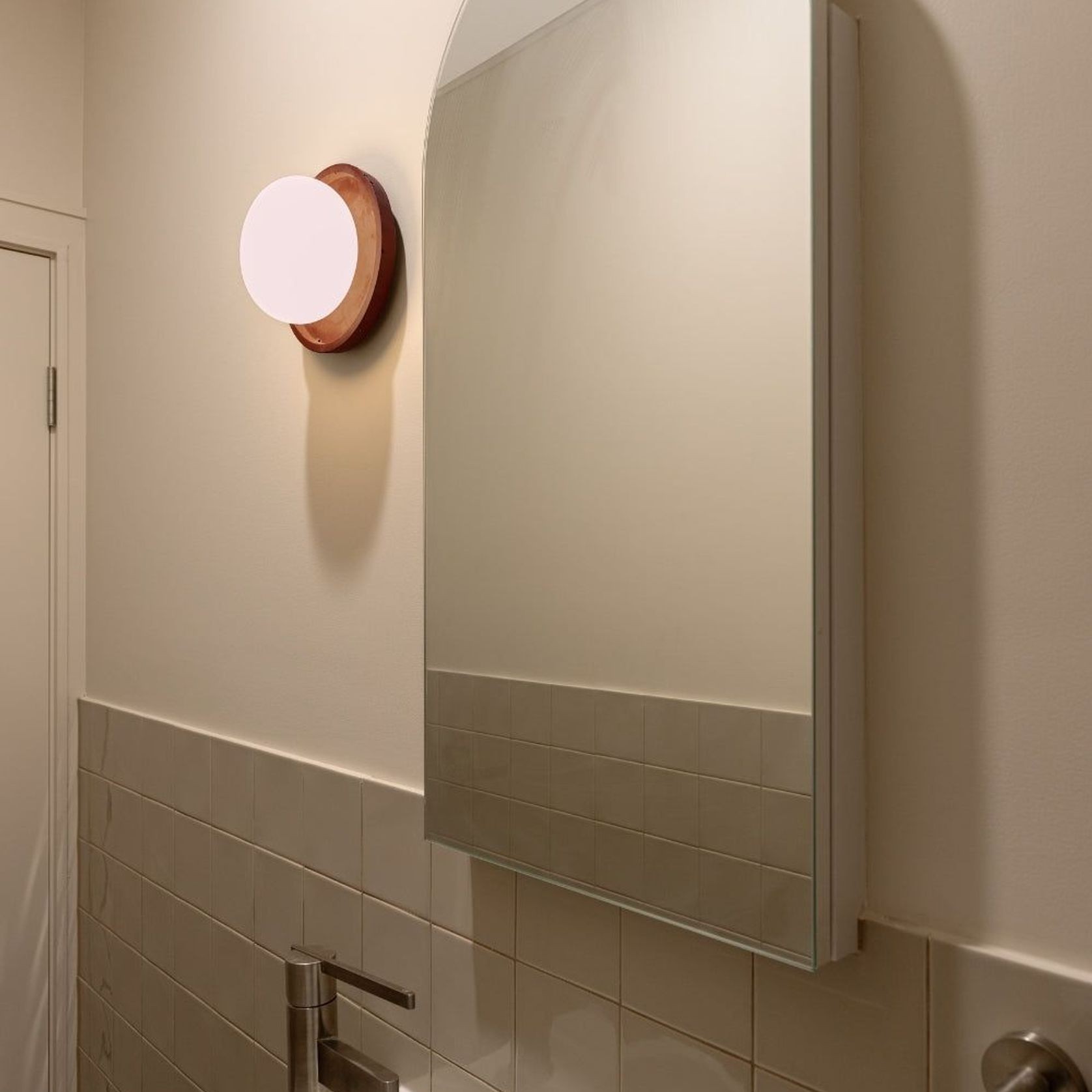 Loman Wall Light gallery detail image