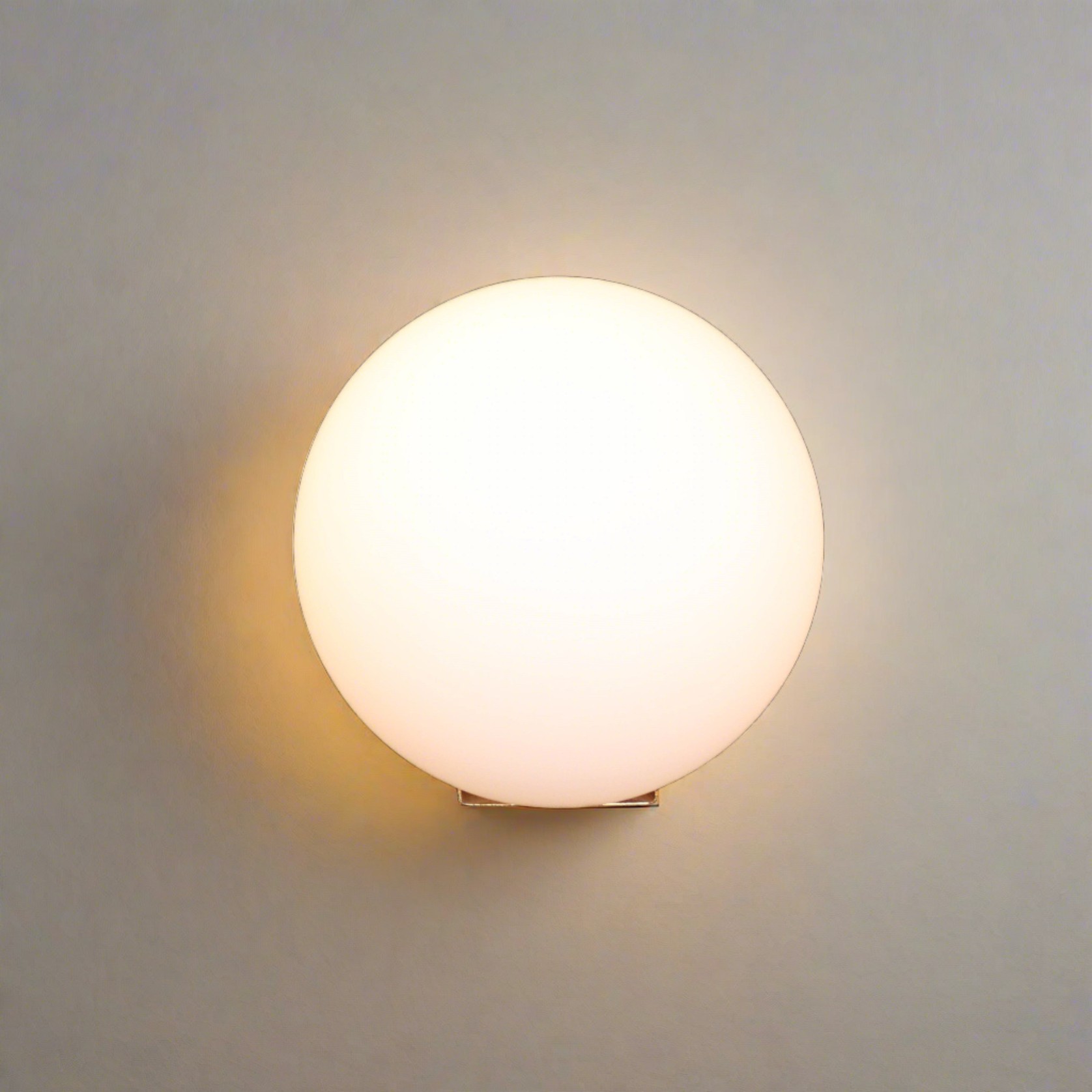 Mia gallery detail image