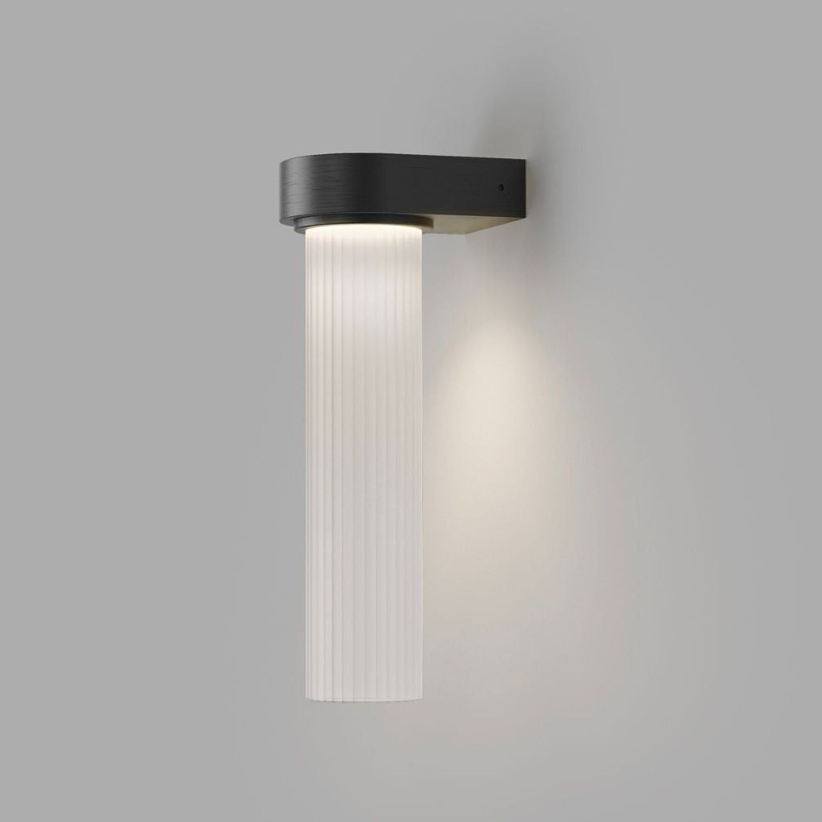 Edge Wall Light gallery detail image