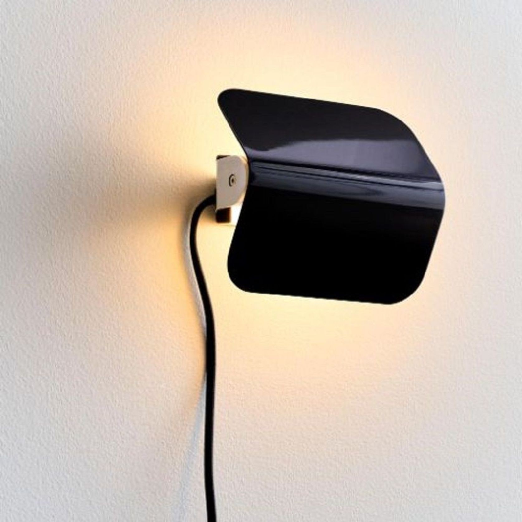 Apex Wall Lamp gallery detail image