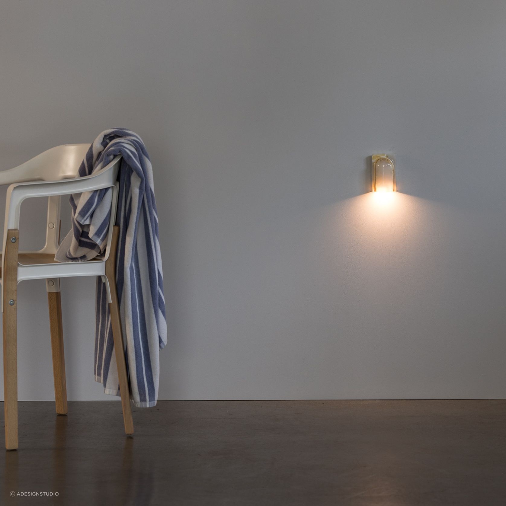 Coast W1 Wall Light gallery detail image