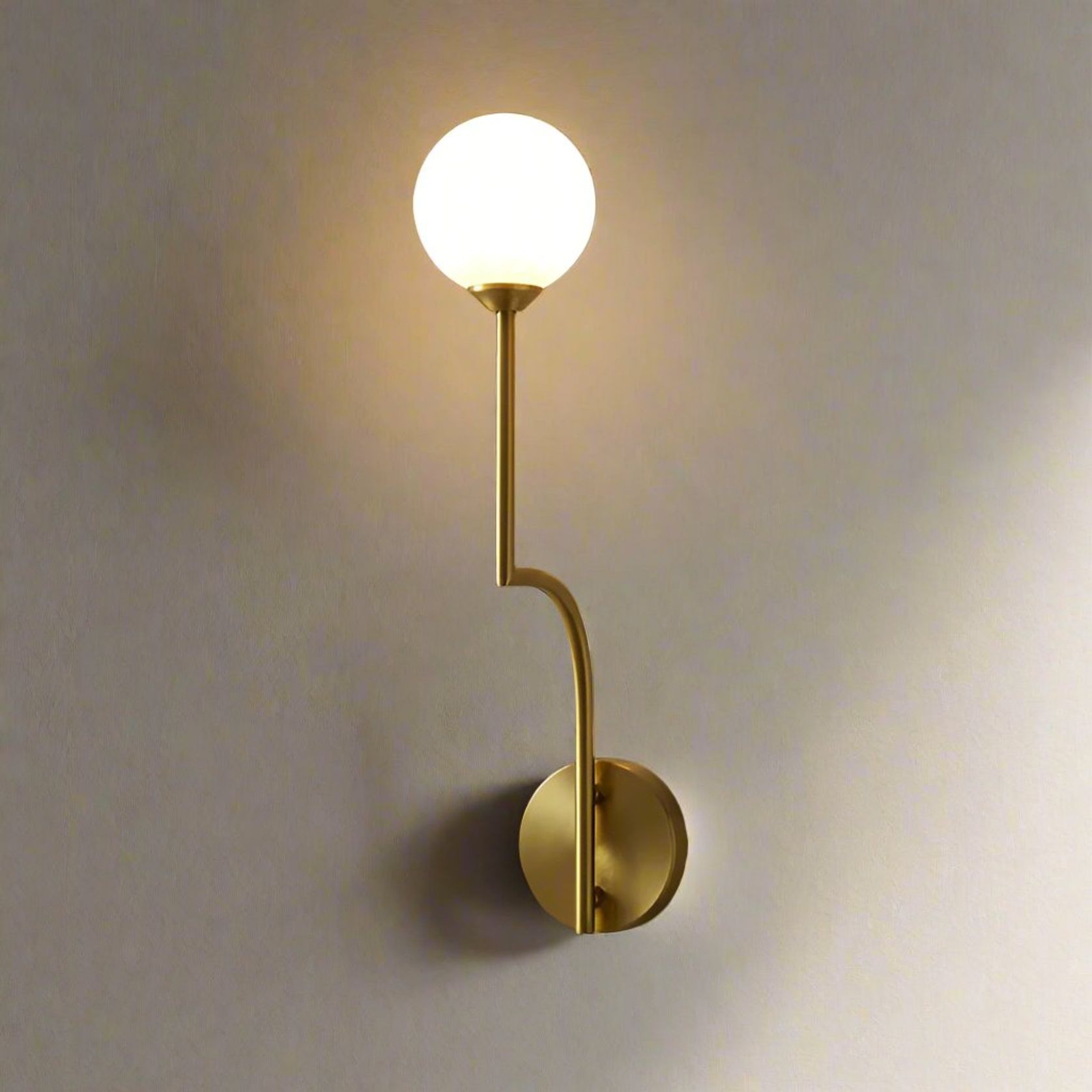 Arc Wall light gallery detail image