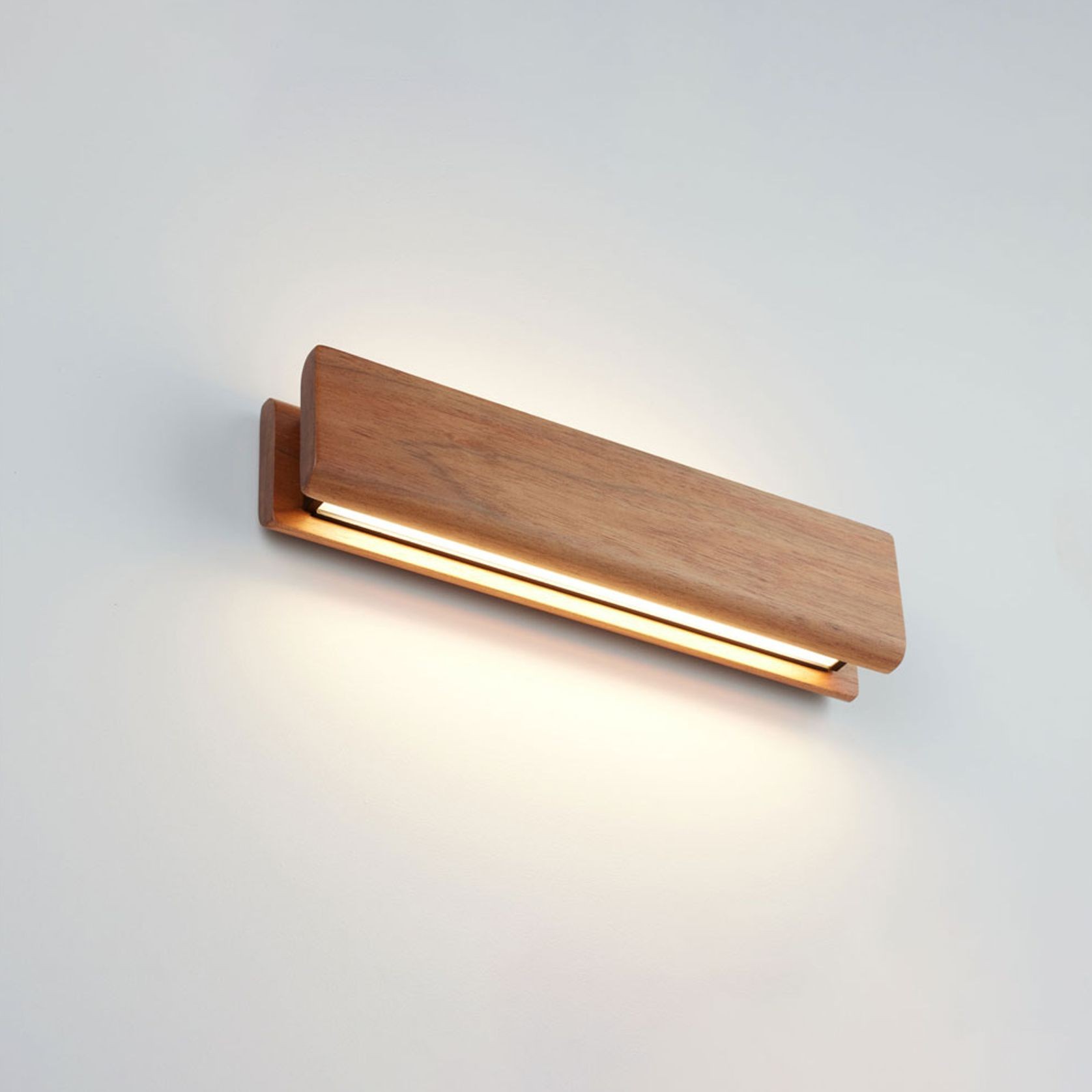 Array Sconce | Tasmanian Blackwood gallery detail image
