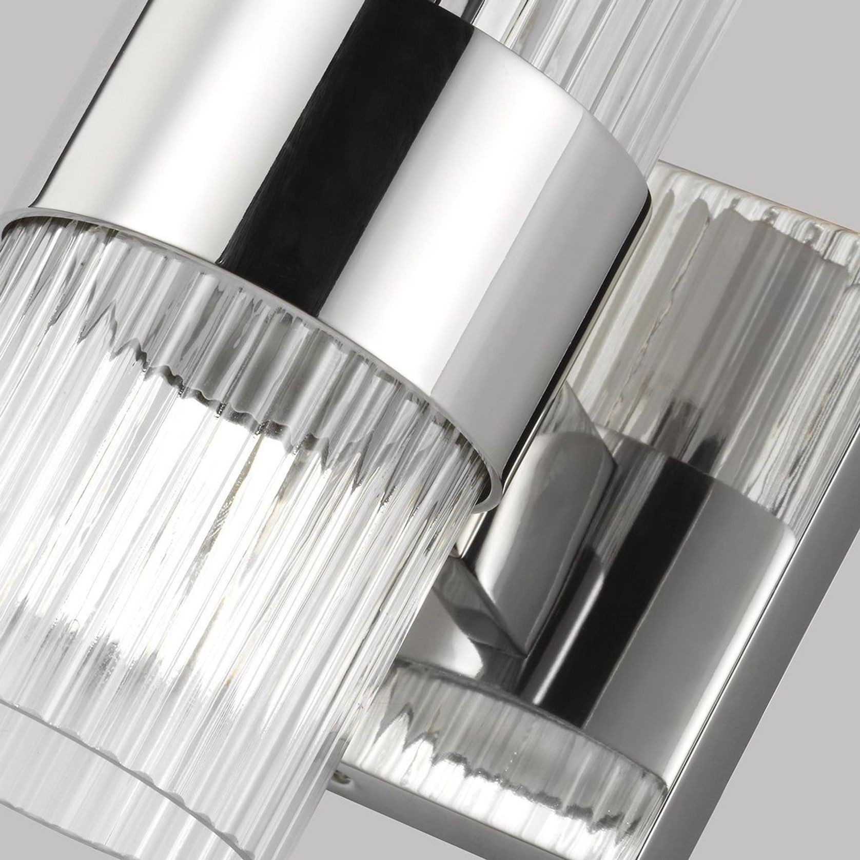 Geneva 1L Wall Sconce gallery detail image