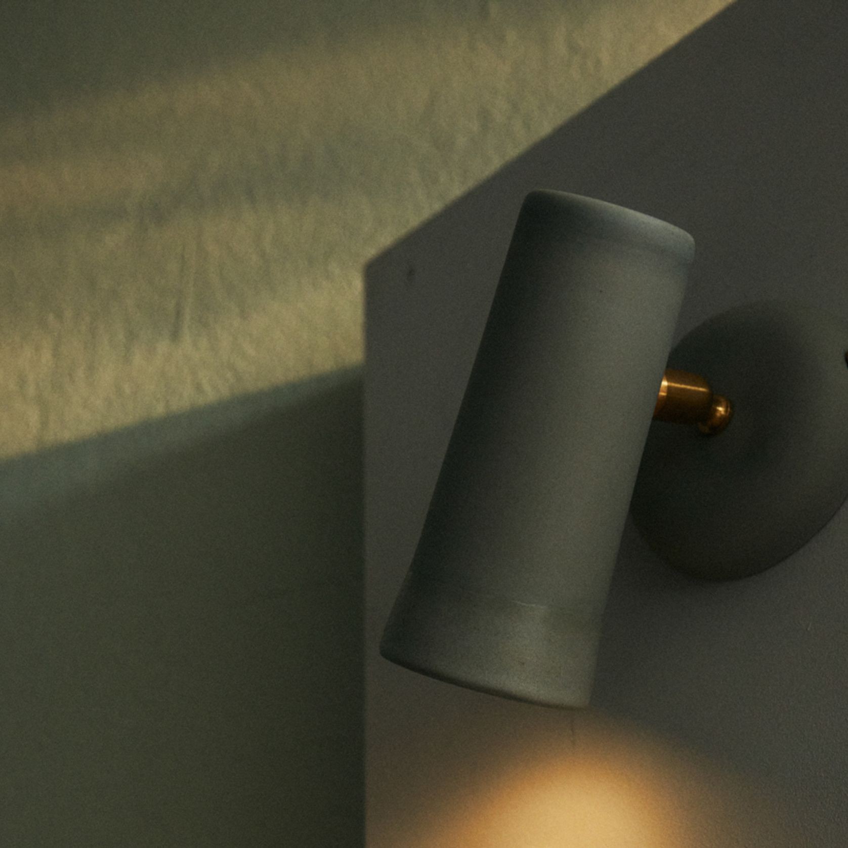 Dusked EVO Wall Light gallery detail image