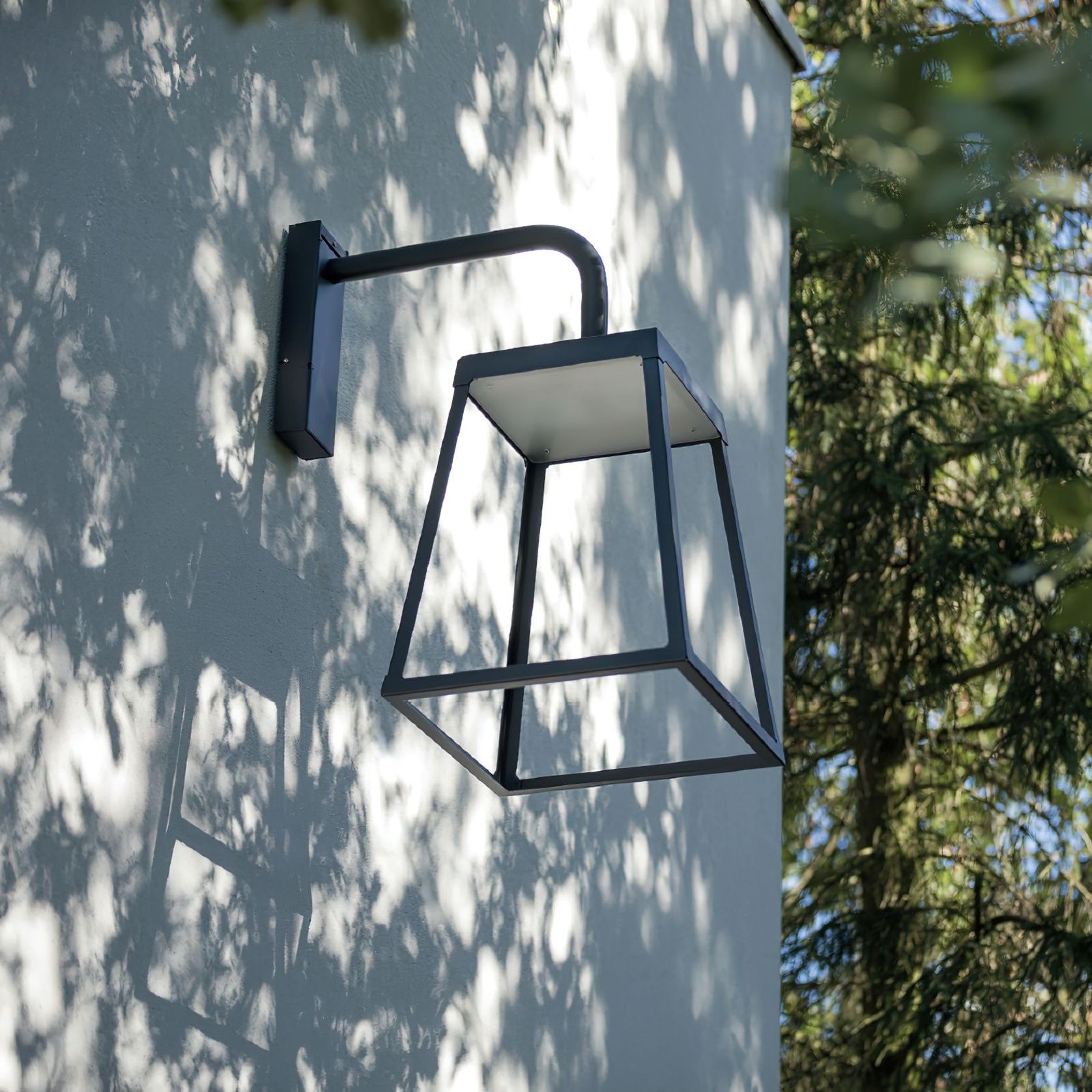 Lampiok 4 Model 1 Wall Light gallery detail image