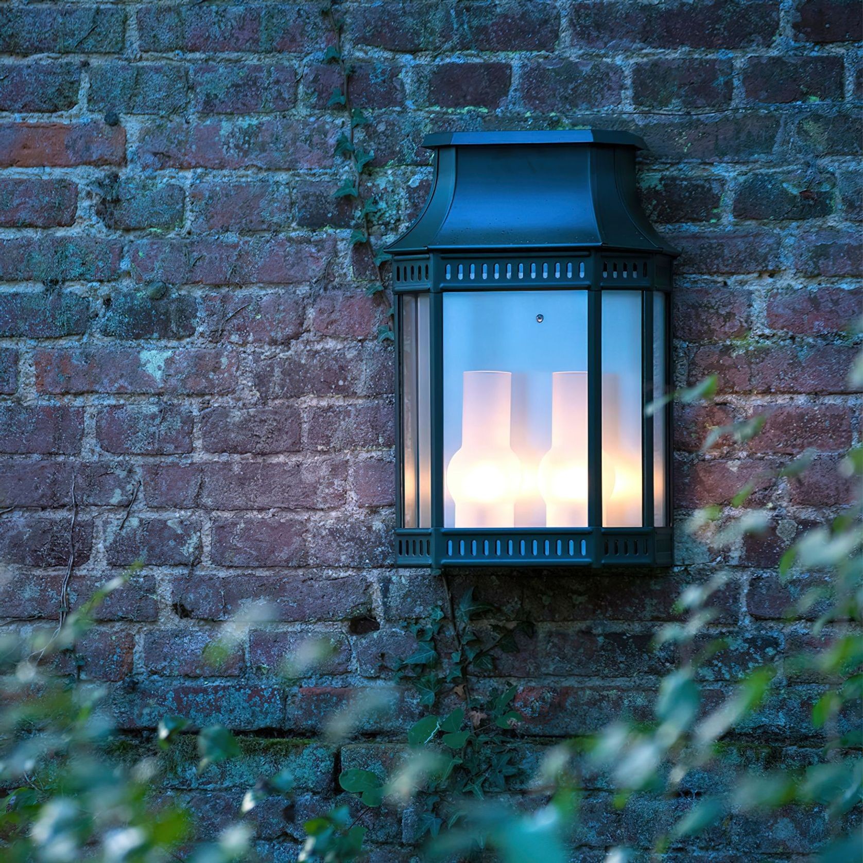 Louis Philippe 2 Wall Light gallery detail image