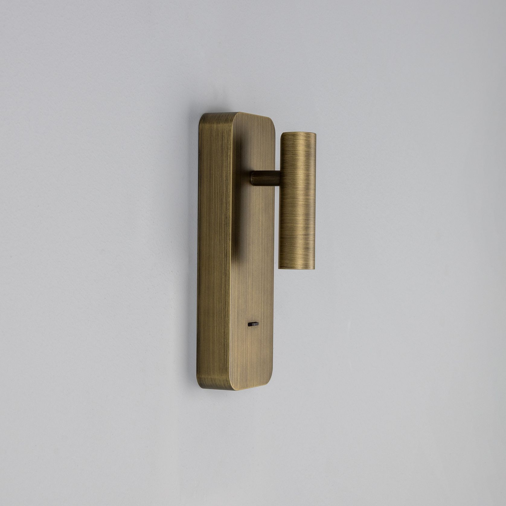 Burnaby Adjustable Wall Light gallery detail image