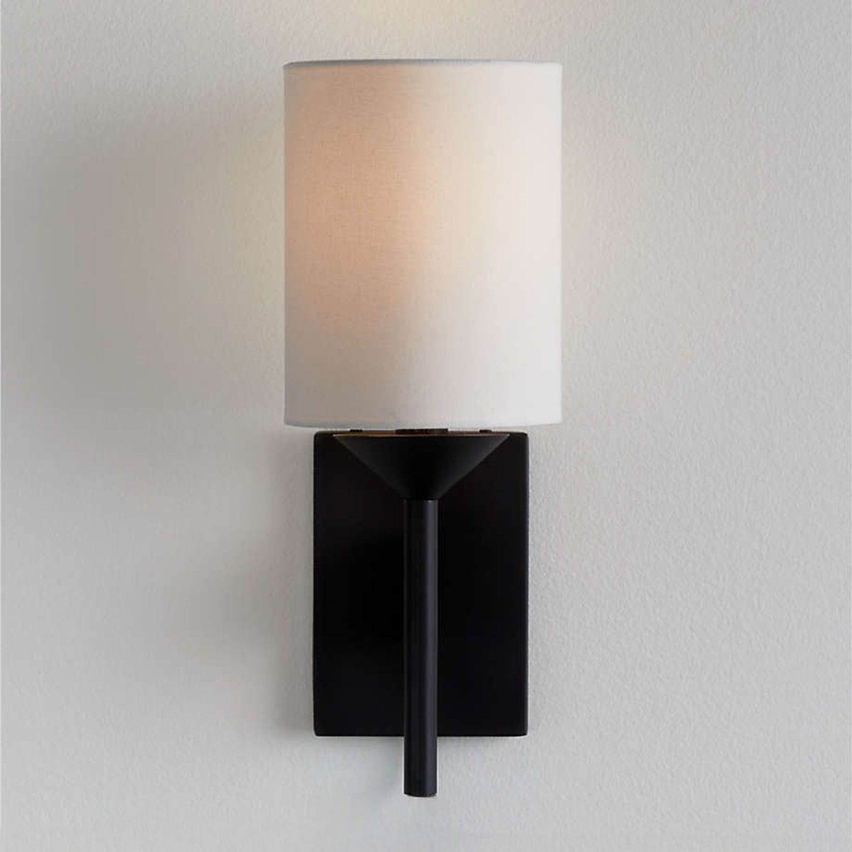 Maarten Wall Light gallery detail image