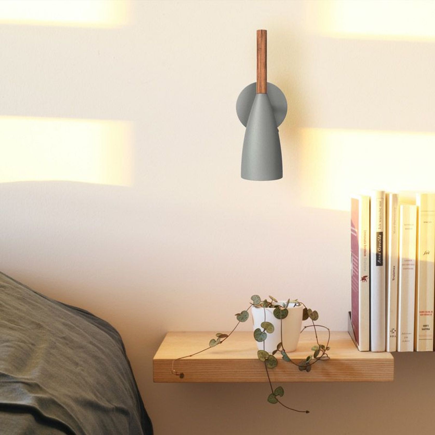 Pure 10 | Wall Light gallery detail image