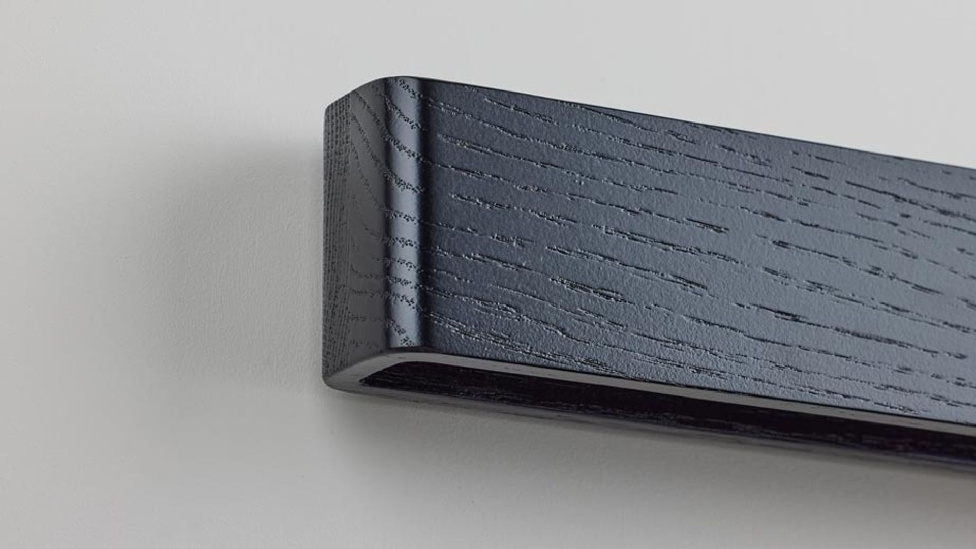 Umber Linear Sconce | Black gallery detail image