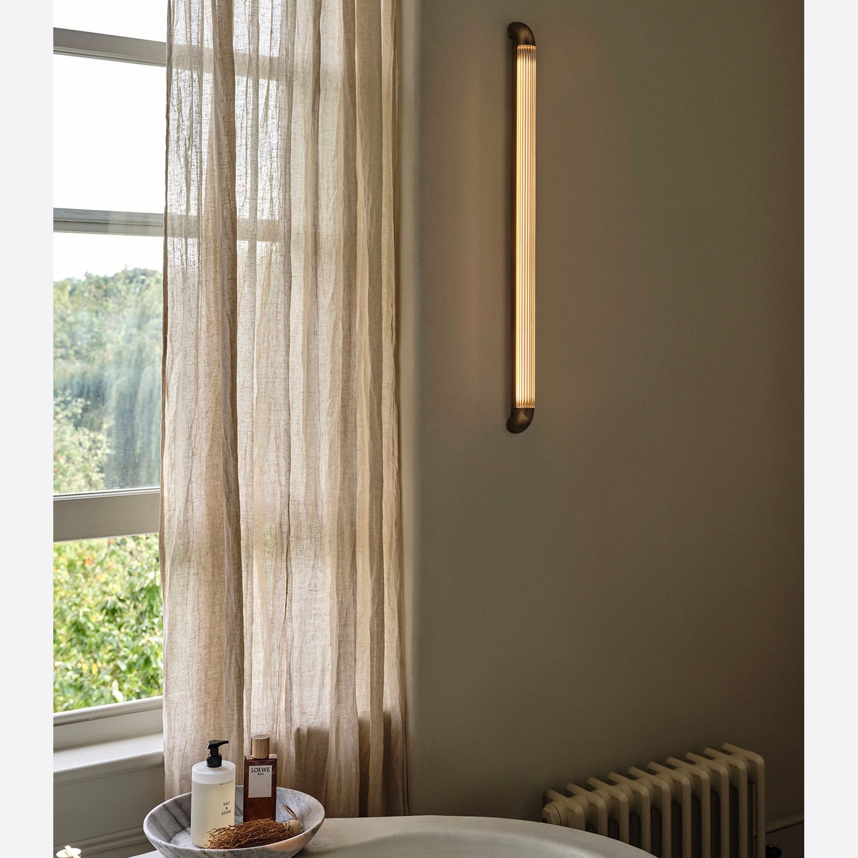 Strata Wall Light gallery detail image