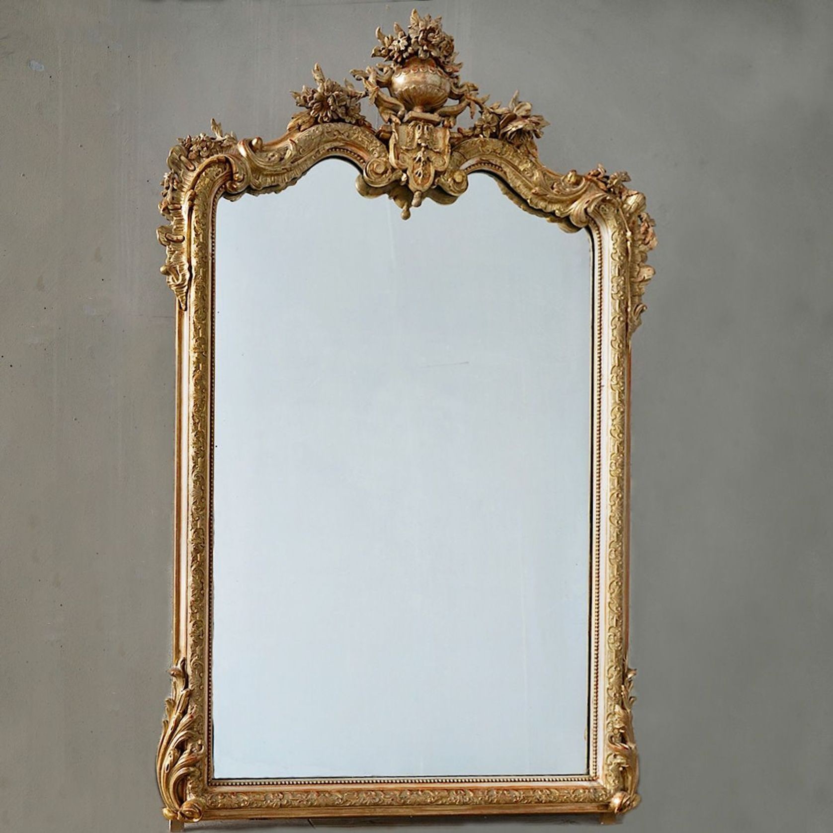 Antique French Régence Gilded Mirror gallery detail image