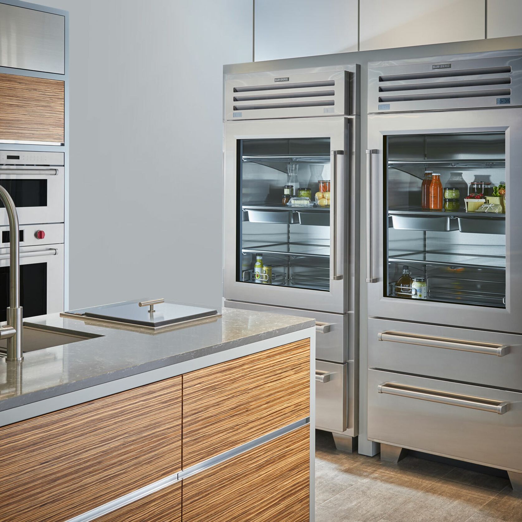 76cm M Series Professional Built-In Single Oven gallery detail image
