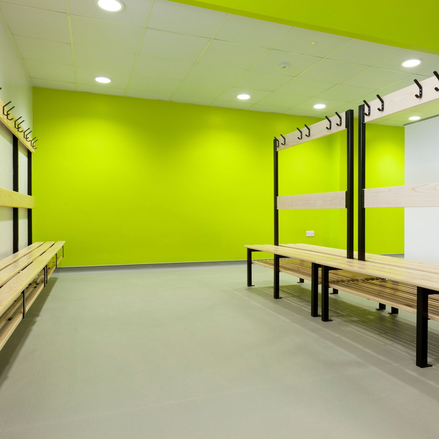 Altro Whiterock Chameleon™ Gloss Wall Lining gallery detail image