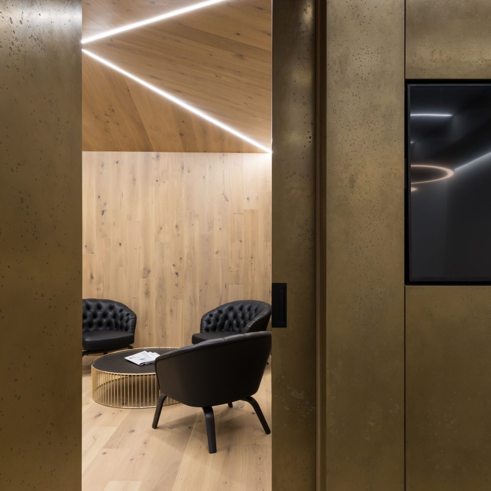 Champagne Gold | Liquid Metal gallery detail image