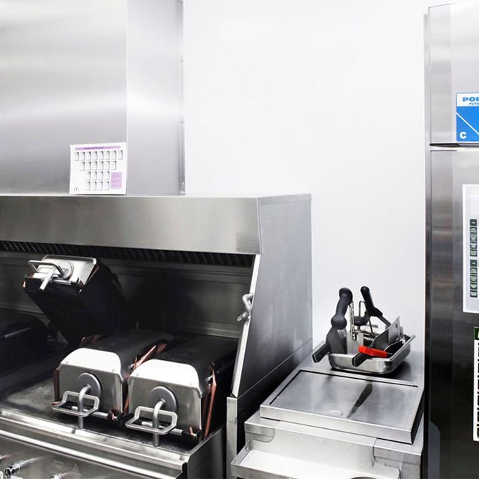 Altro Whiterock White™ FR Hygienic Wall Lining gallery detail image