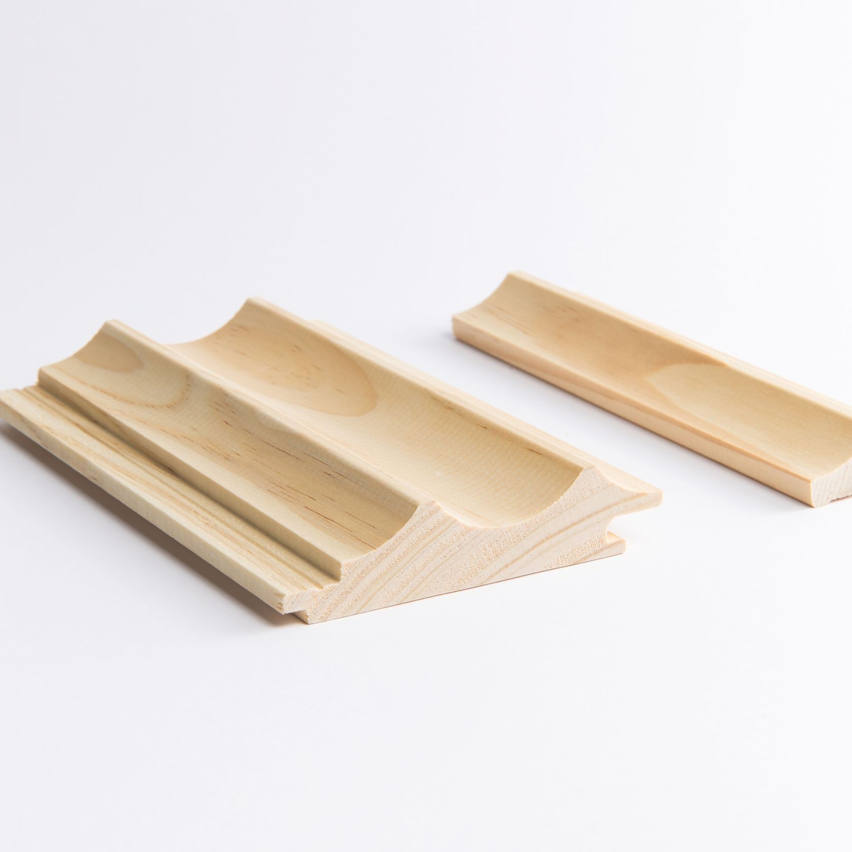 Contours Clear Pine gallery detail image