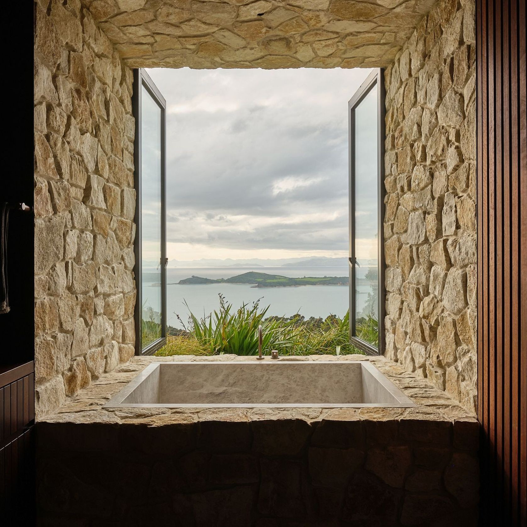 New Zealand Limestone Cladding gallery detail image