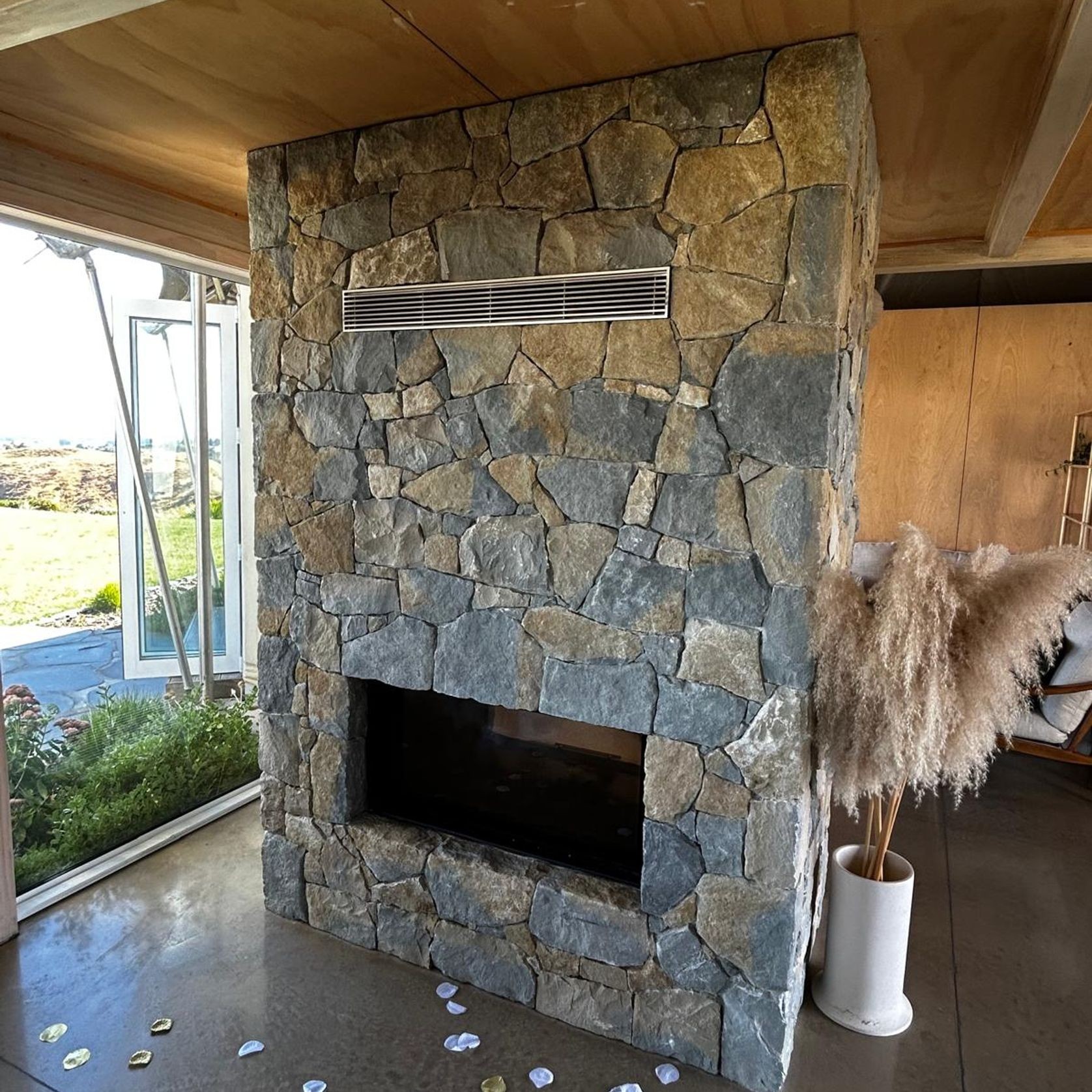 New Zealand Limestone Cladding gallery detail image