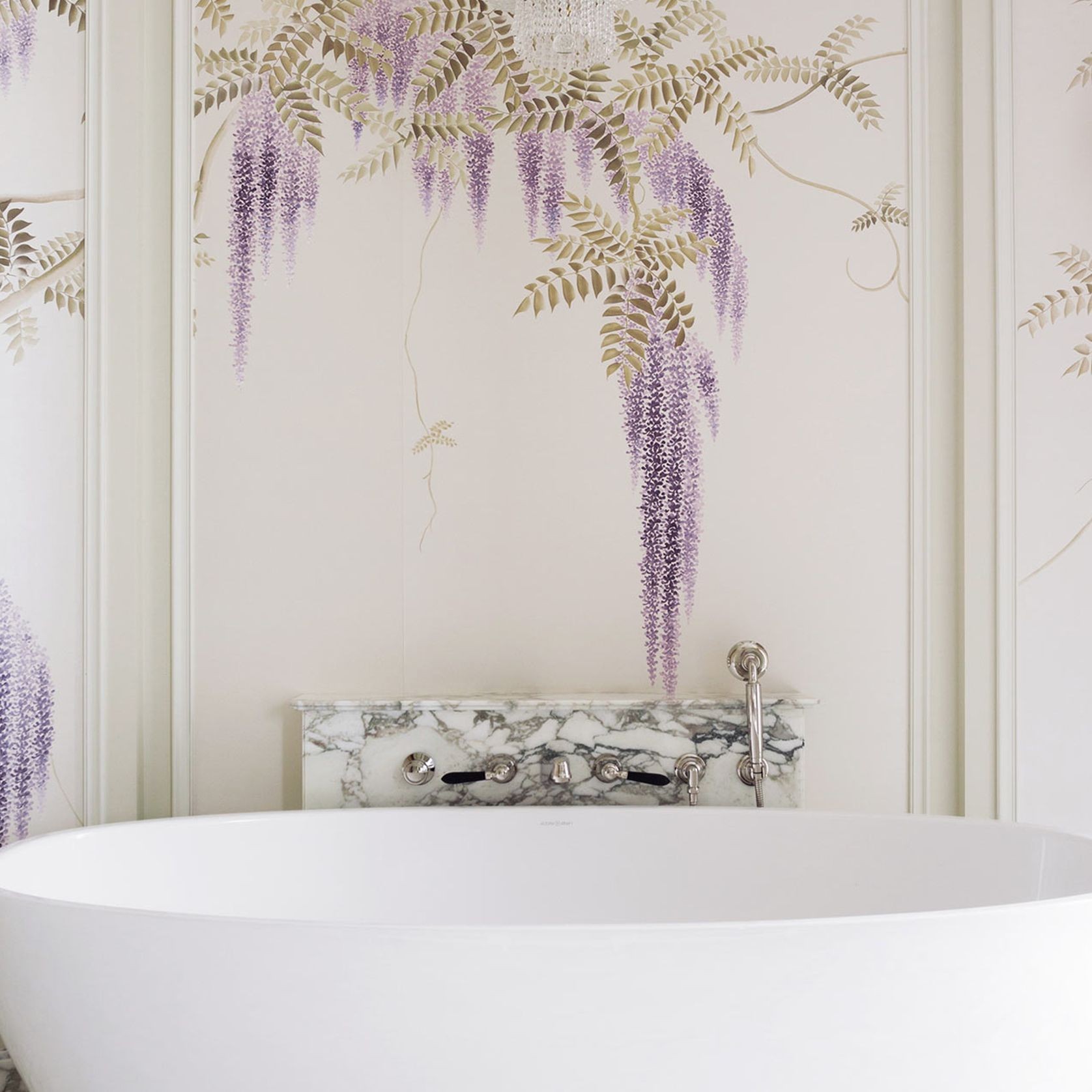 De Gournay Wisteria | Wallpaper gallery detail image