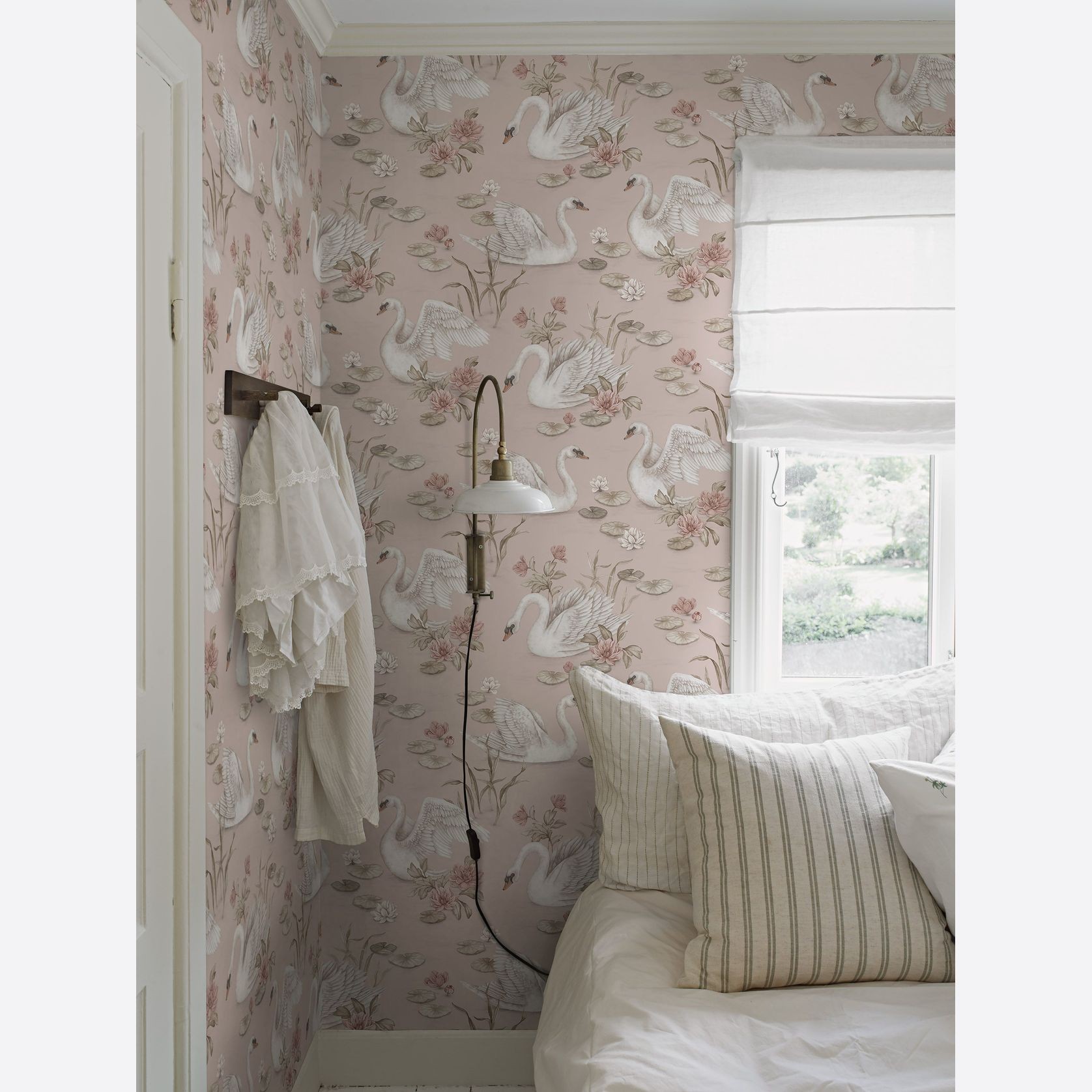 Newbie II | Wallpaper Collection gallery detail image