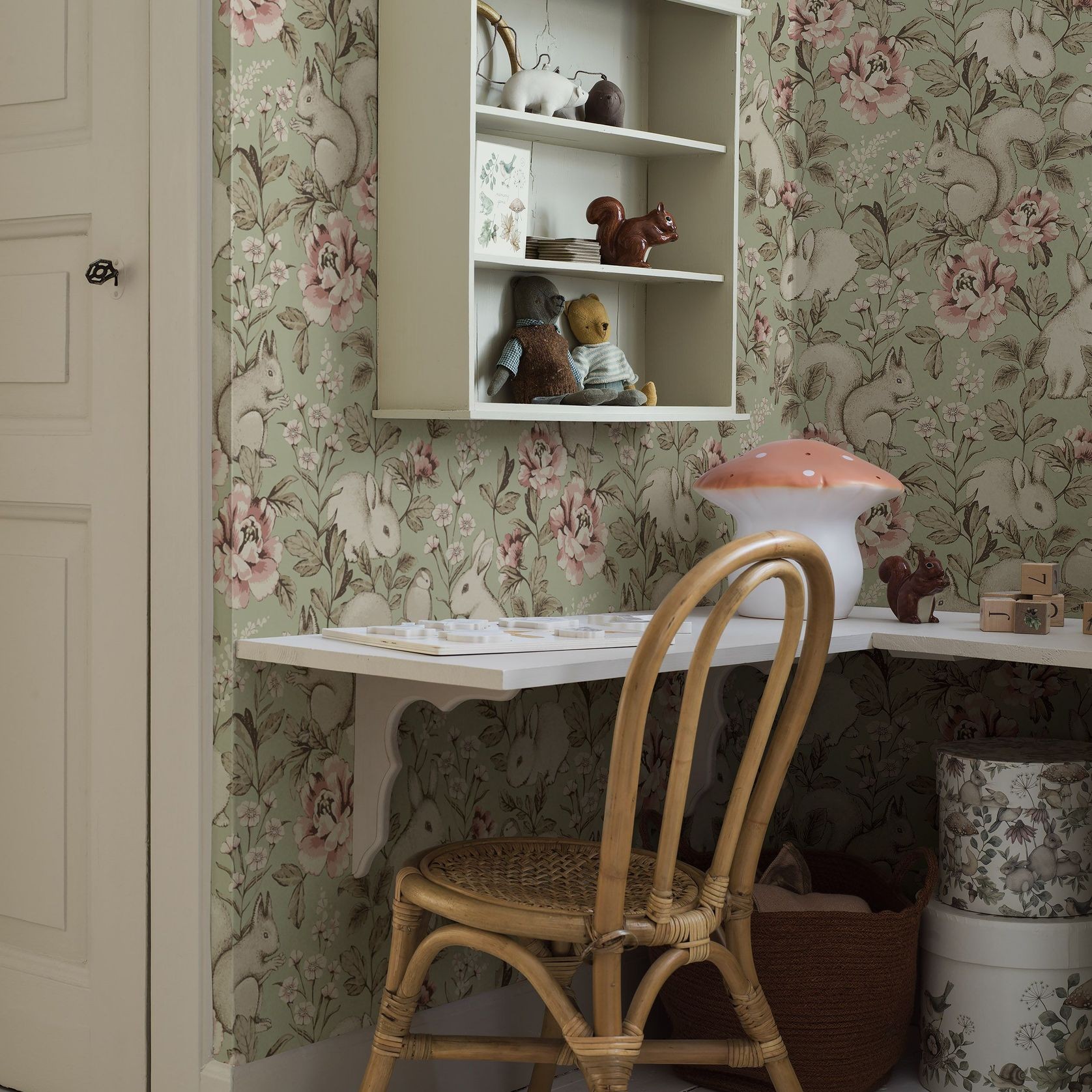 Newbie II | Wallpaper Collection gallery detail image